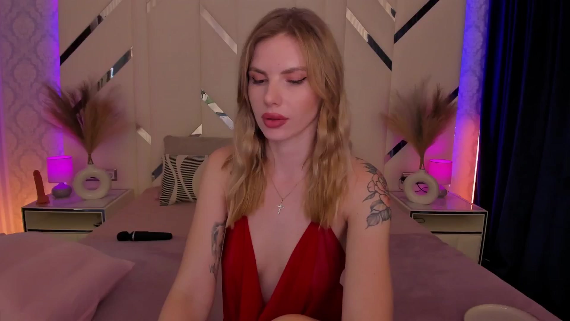 Gallery image thumbnail from Heleyybaylee's myfreecams stream on, 02/01/2025, 23:33 image 13 of 20