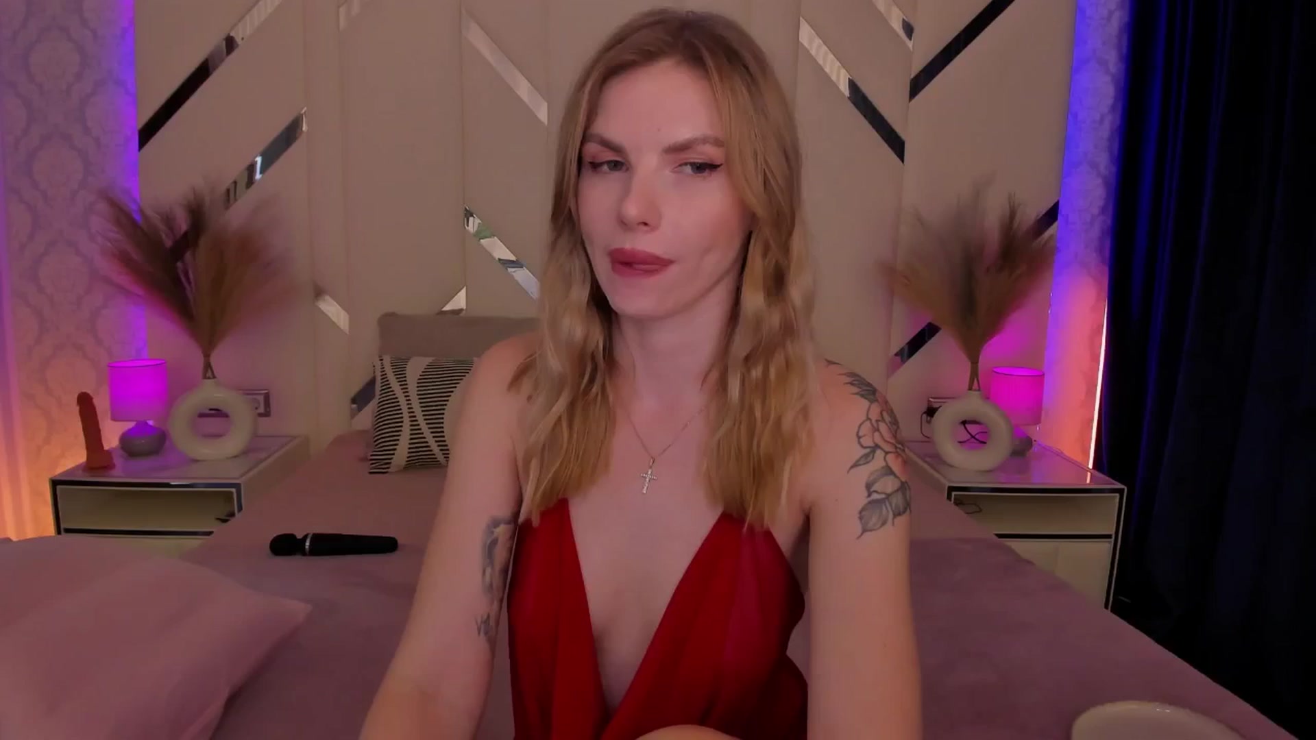 Gallery image thumbnail from Heleyybaylee's myfreecams stream on, 02/01/2025, 23:33 image 12 of 20