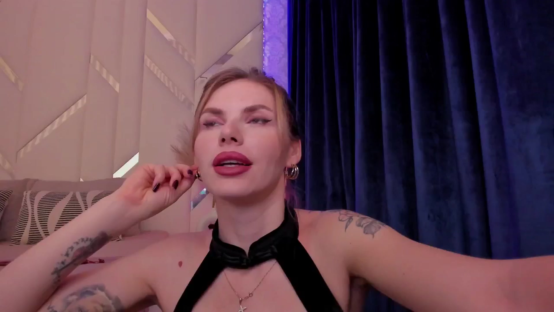 Gallery image thumbnail from Heleyybaylee's myfreecams stream on, 02/03/2025, 20:42 image 4 of 20