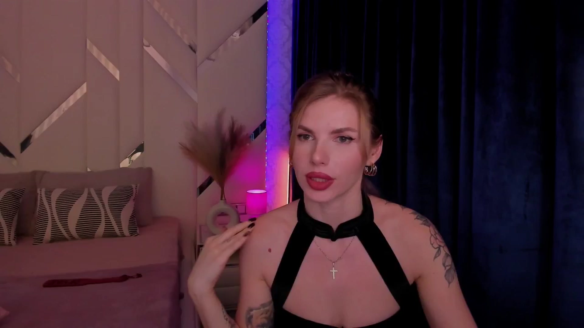 Gallery image thumbnail from Heleyybaylee's myfreecams stream on, 02/03/2025, 22:11 image 5 of 20
