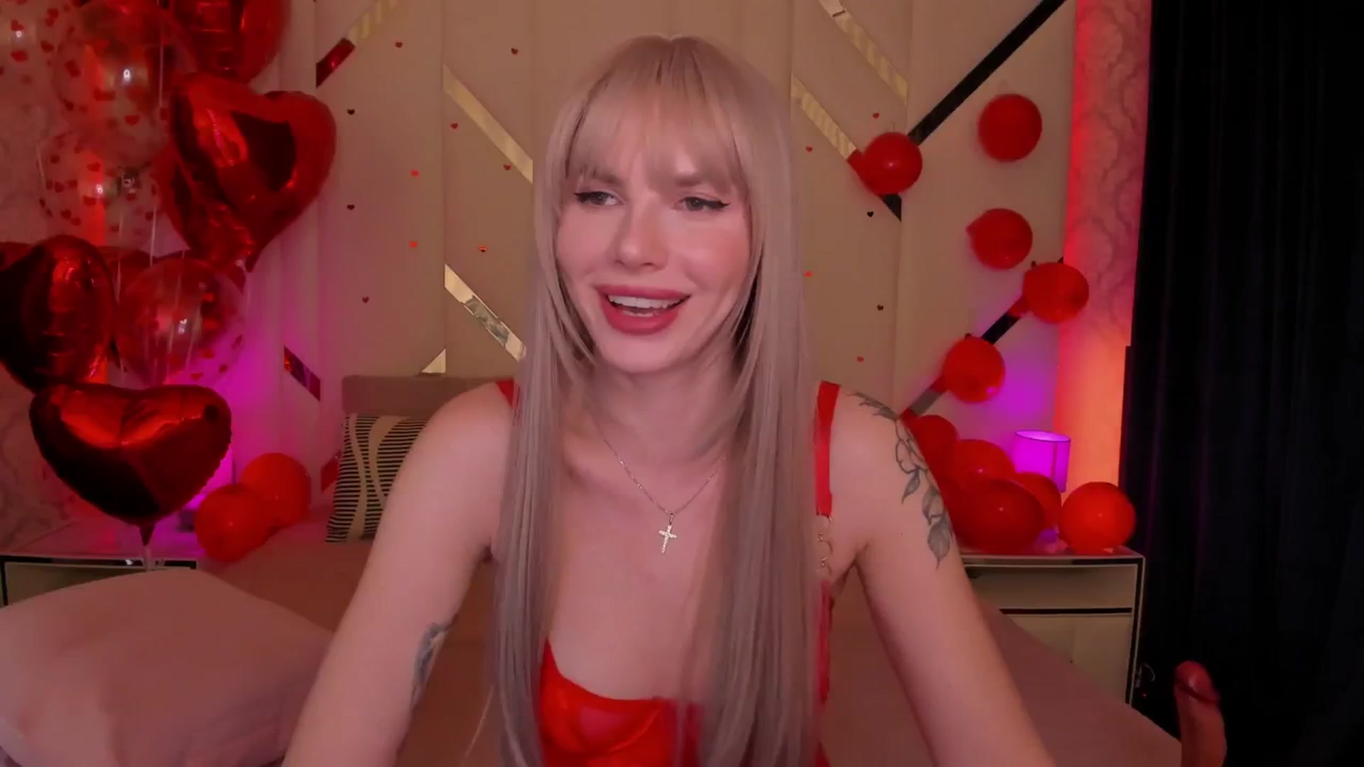 Gallery image thumbnail from Heleyybaylee's myfreecams stream on, 02/14/2025, 04:03 image 18 of 20
