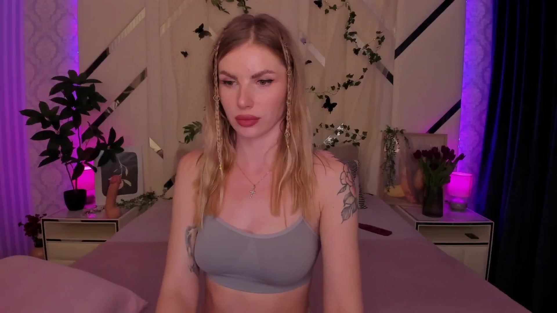 Gallery image thumbnail from Heleyybaylee's myfreecams stream on, 03/06/2025, 21:30 image 4 of 20
