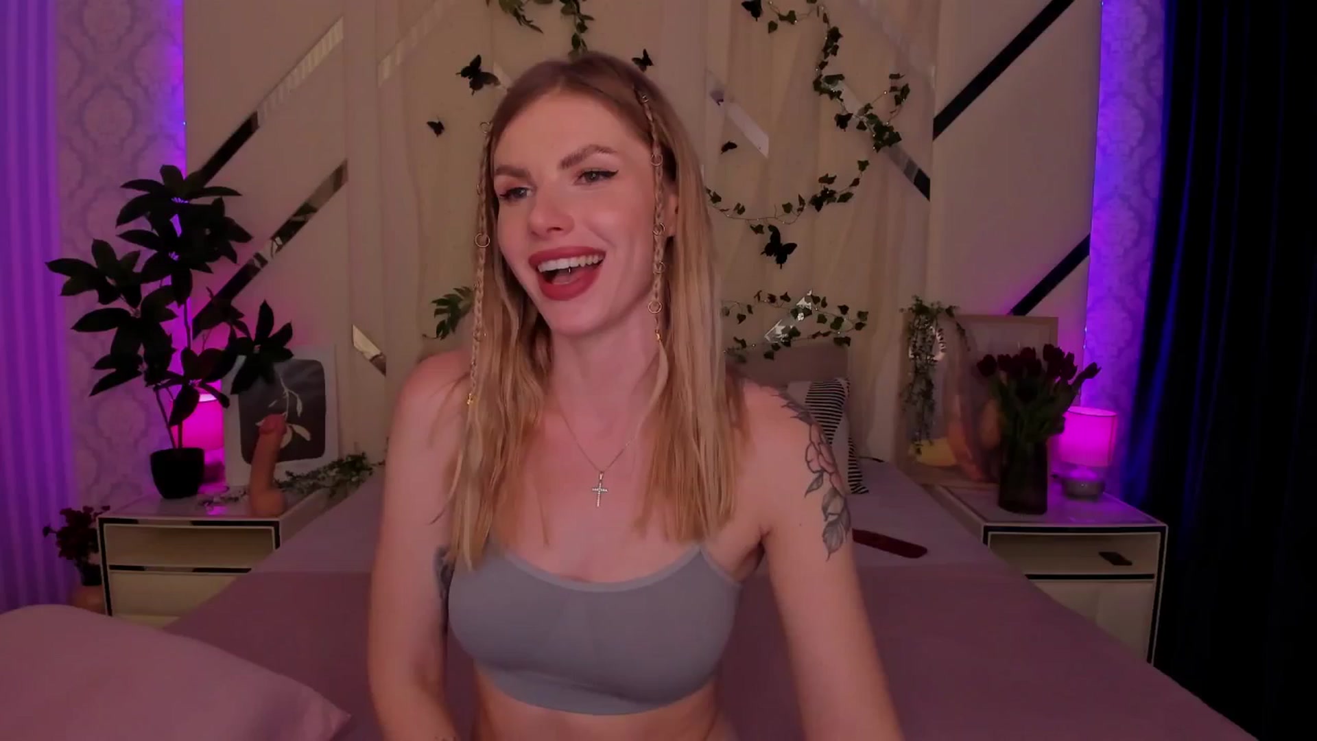Gallery image thumbnail from Heleyybaylee's myfreecams stream on, 03/06/2025, 21:30 image 20 of 20