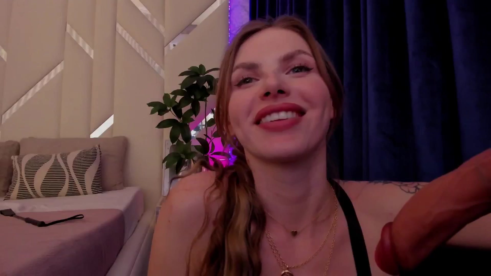 Gallery image thumbnail from Heleyybaylee's myfreecams stream on, 03/18/2025, 22:39 image 20 of 20