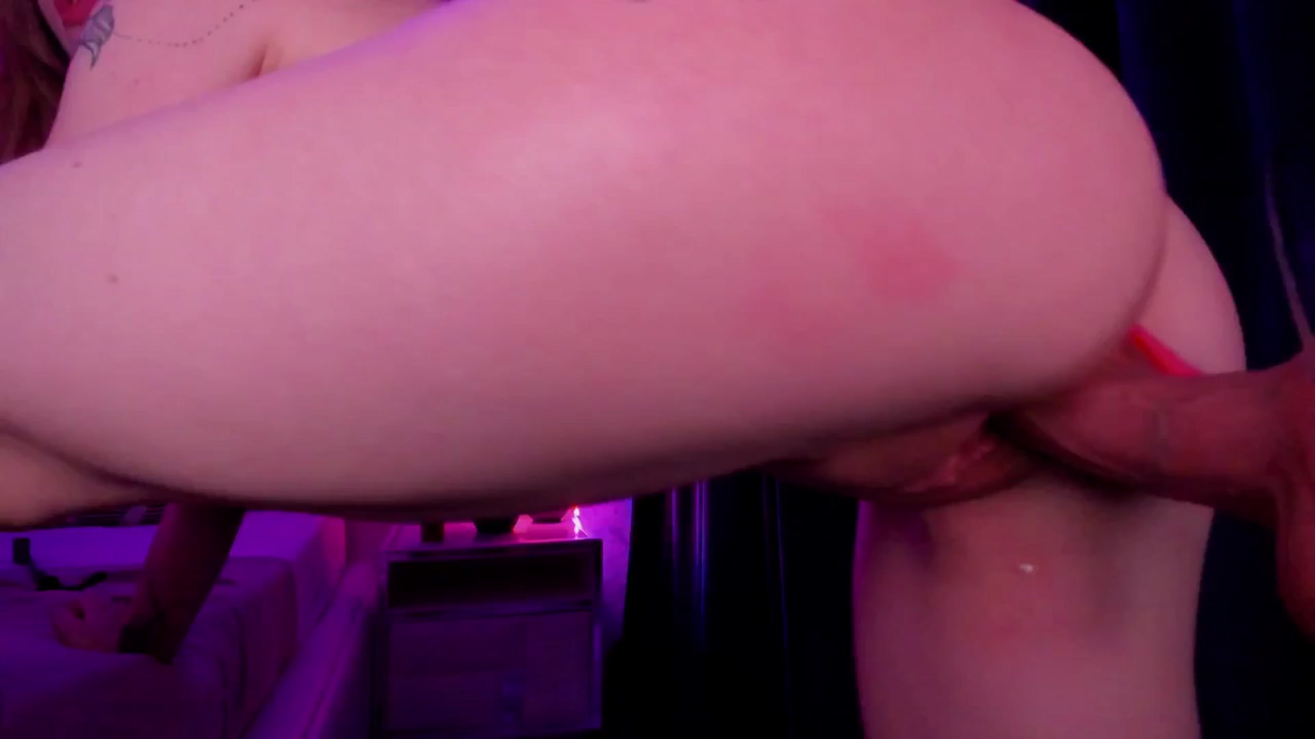 Gallery image thumbnail from Heleyybaylee's myfreecams stream on, 03/19/2025, 05:29 image 13 of 20