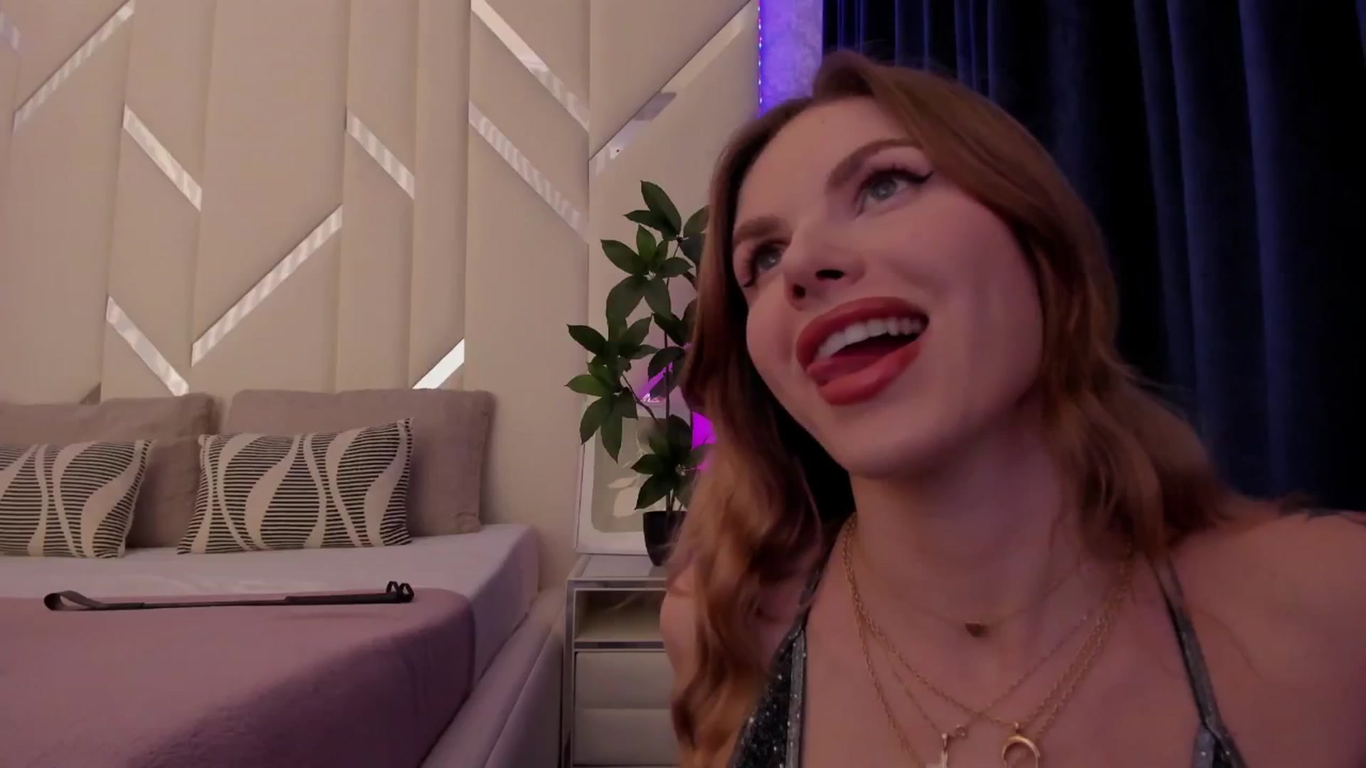 Gallery image thumbnail from Heleyybaylee's myfreecams stream on, 03/24/2025, 19:58 image 20 of 20