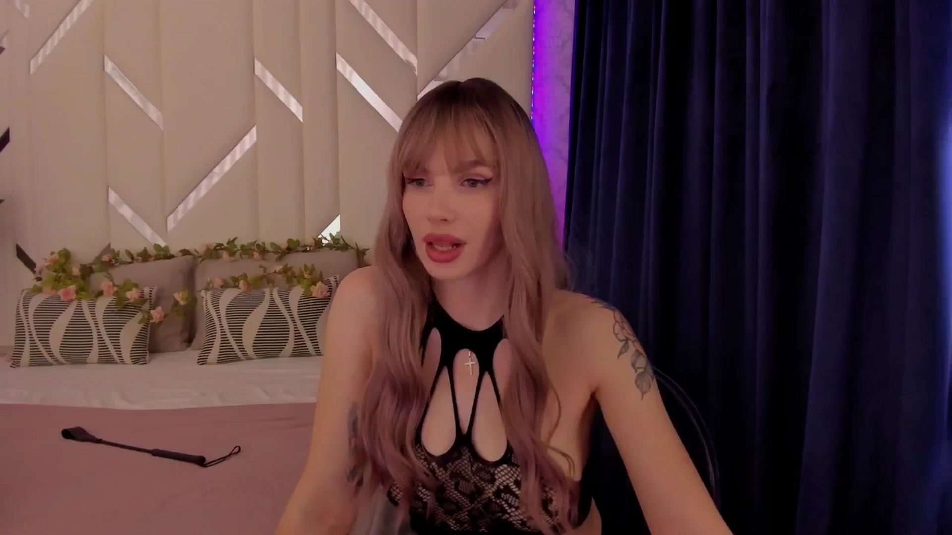 Gallery image thumbnail from Heleyybaylee's myfreecams stream on, 04/02/2025, 01:17 image 4 of 20