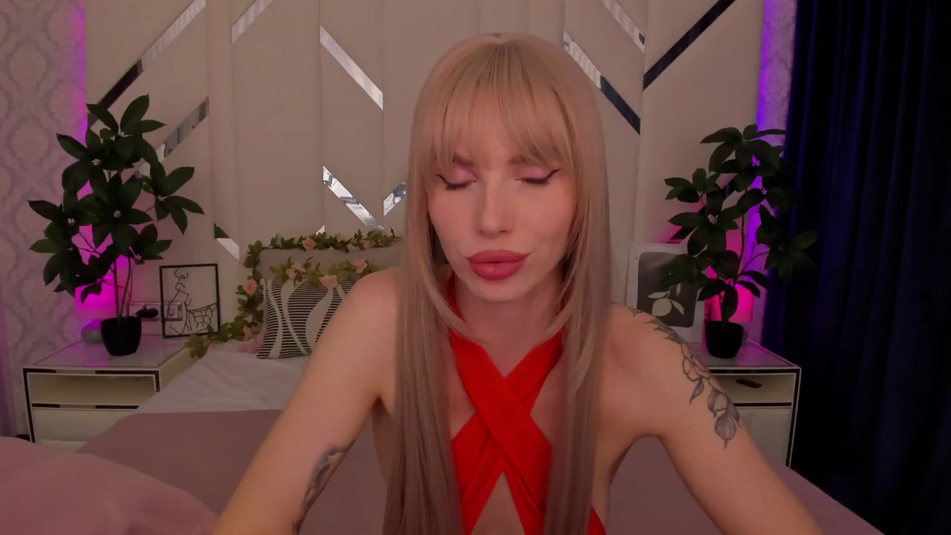 Gallery image thumbnail from Heleyybaylee's myfreecams stream on, 04/03/2025, 16:29 image 7 of 20
