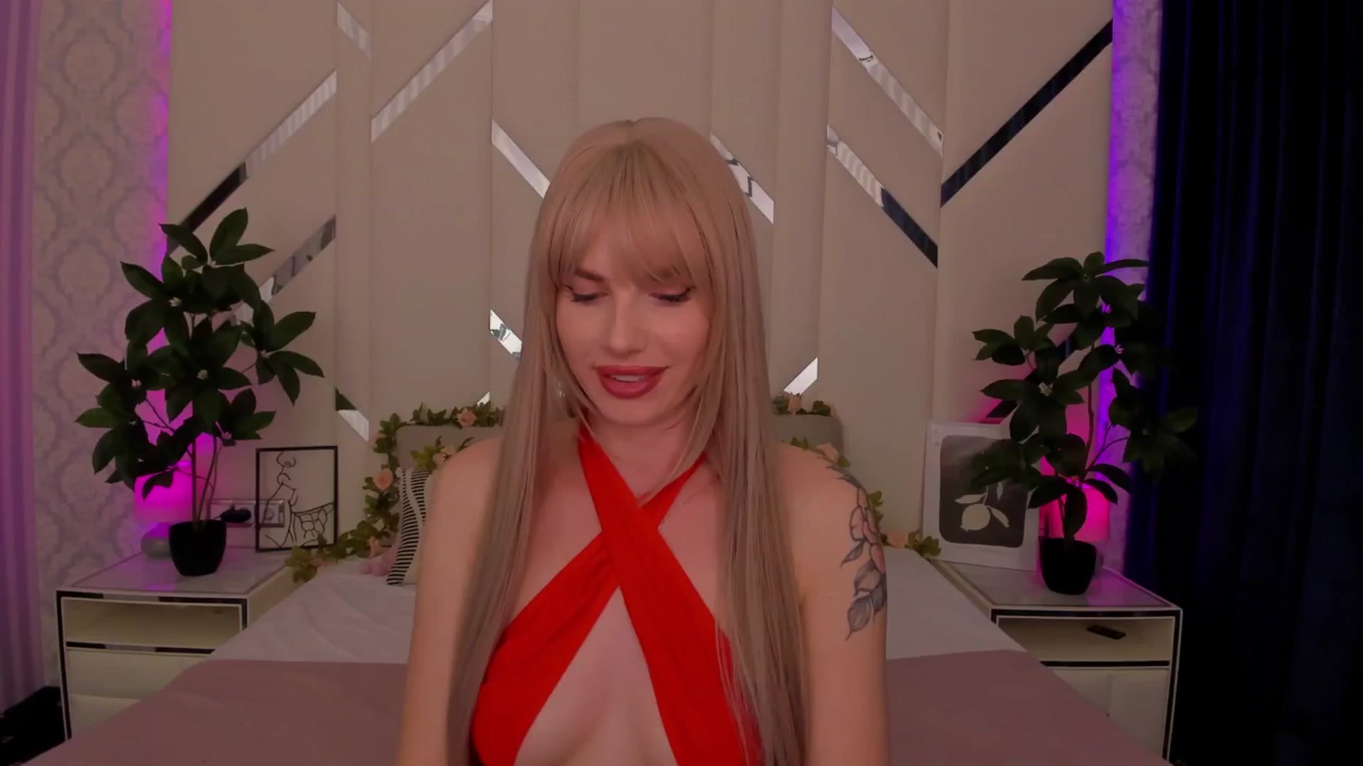 Gallery image thumbnail from Heleyybaylee's myfreecams stream on, 04/03/2025, 23:26 image 19 of 20