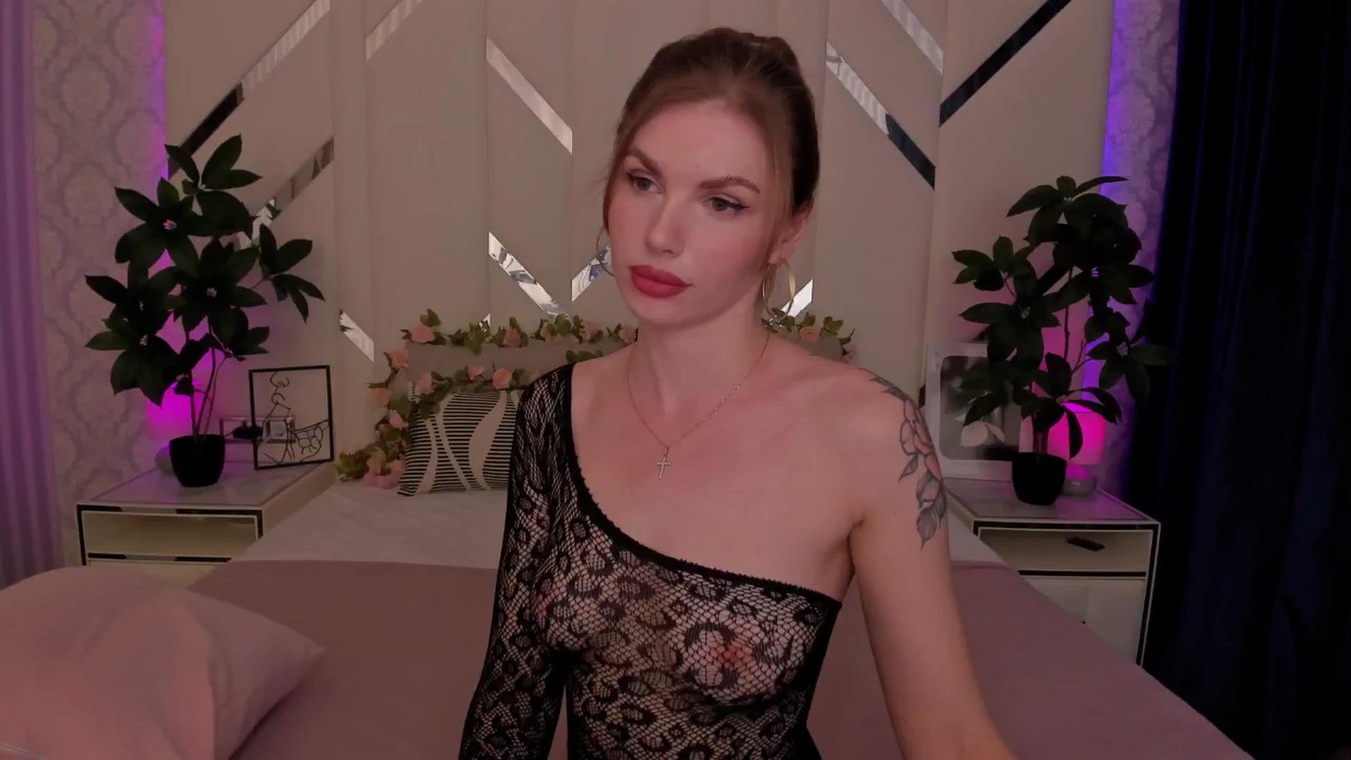 Gallery image thumbnail from Heleyybaylee's myfreecams stream on, 04/05/2025, 14:57 image 6 of 20