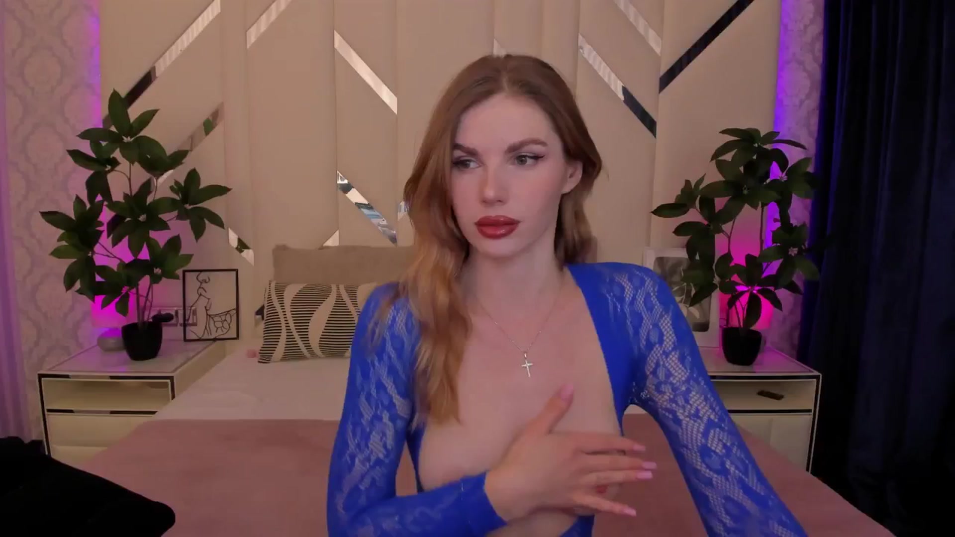 Gallery image thumbnail from Heleyybaylee's myfreecams stream on, 04/10/2025, 17:01 image 3 of 20