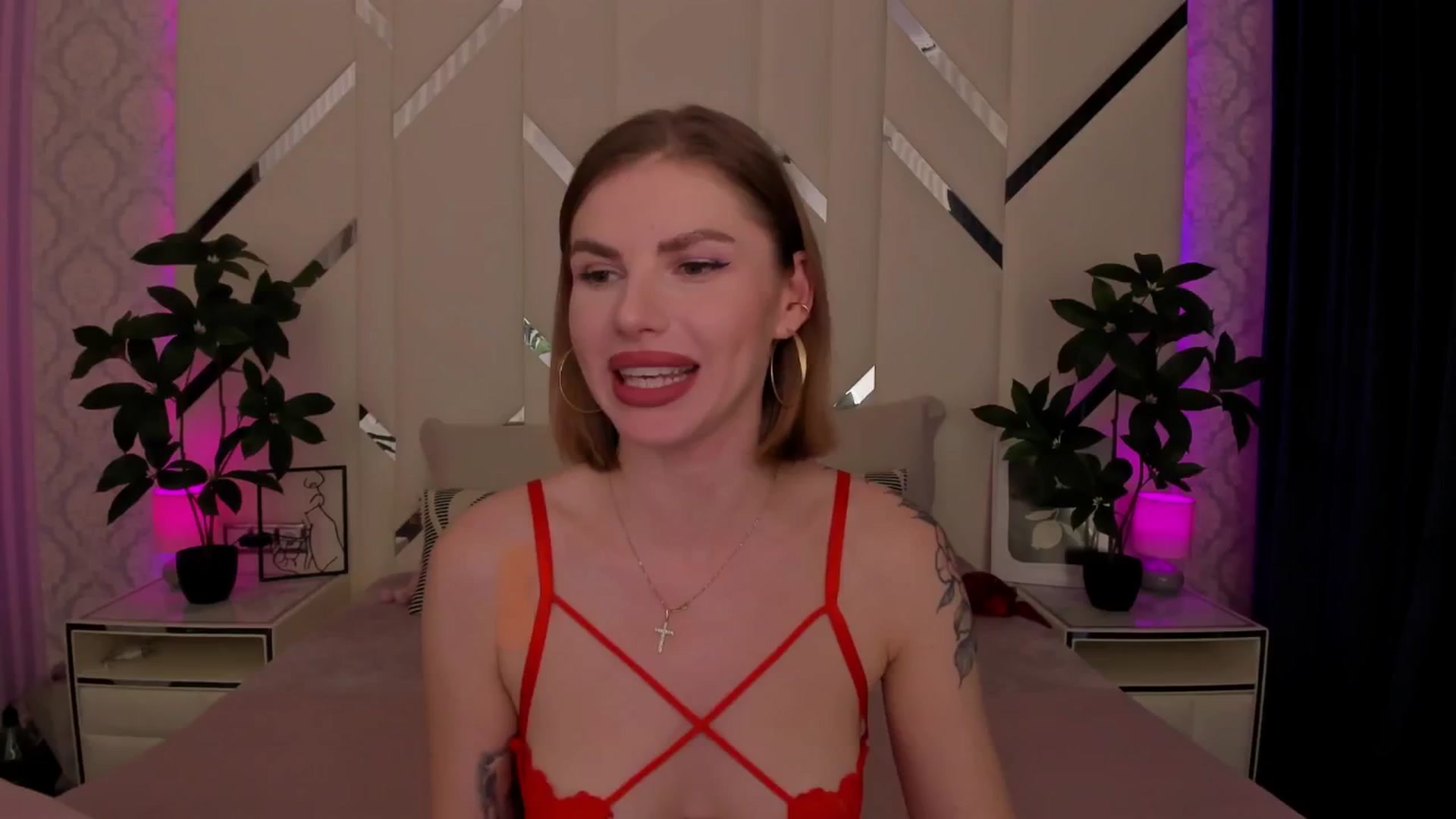 Gallery image thumbnail from Heleyybaylee's myfreecams stream on, 05/05/2025, 21:14 image 5 of 20
