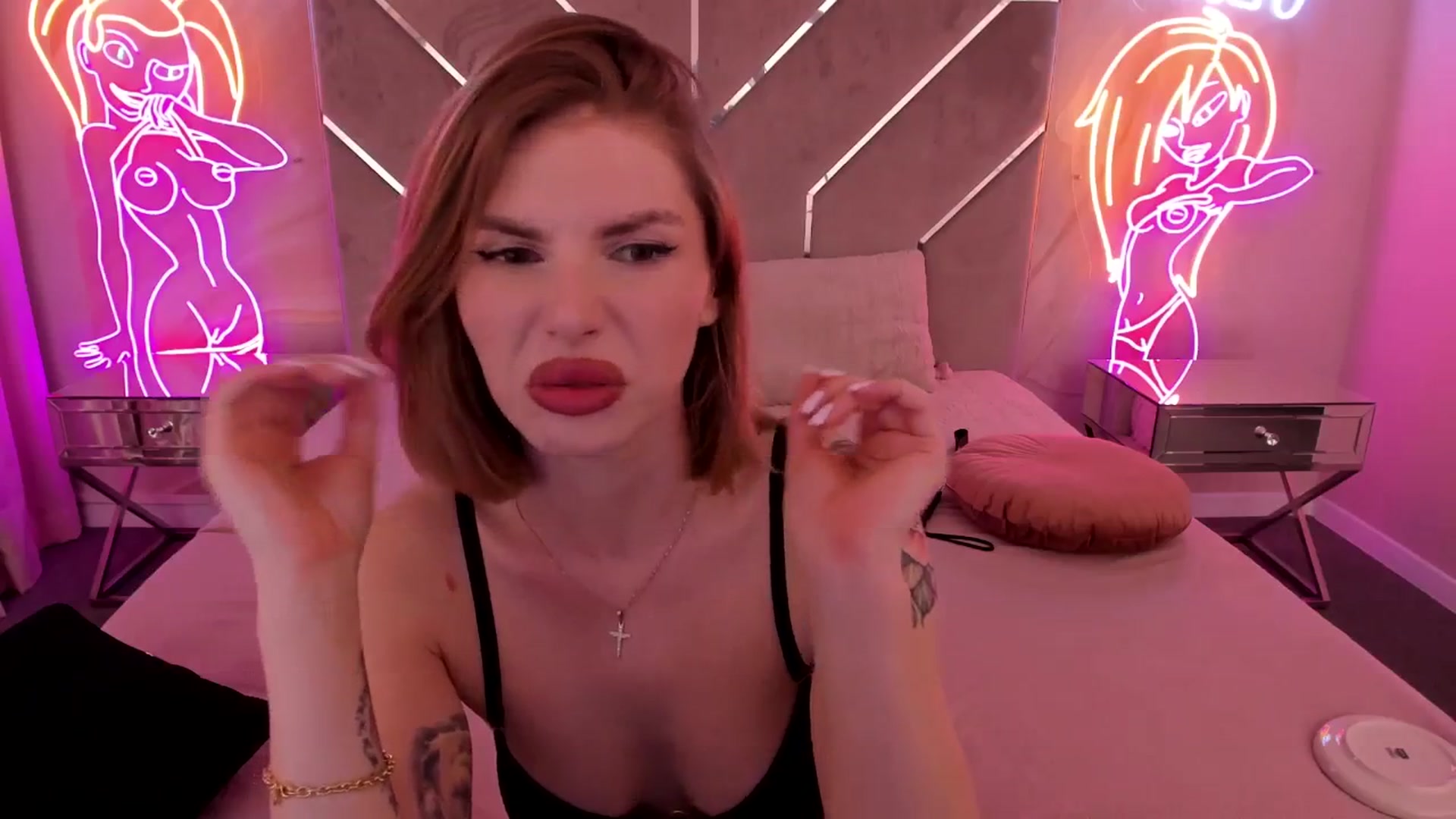 Gallery image thumbnail from Heleyybaylee's myfreecams stream on, 06/05/2025, 01:24 image 11 of 20