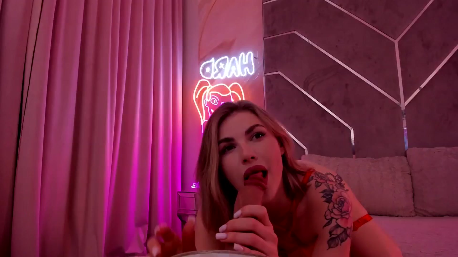 Gallery image thumbnail from Heleyybaylee's myfreecams stream on, 06/11/2025, 21:04 image 14 of 20