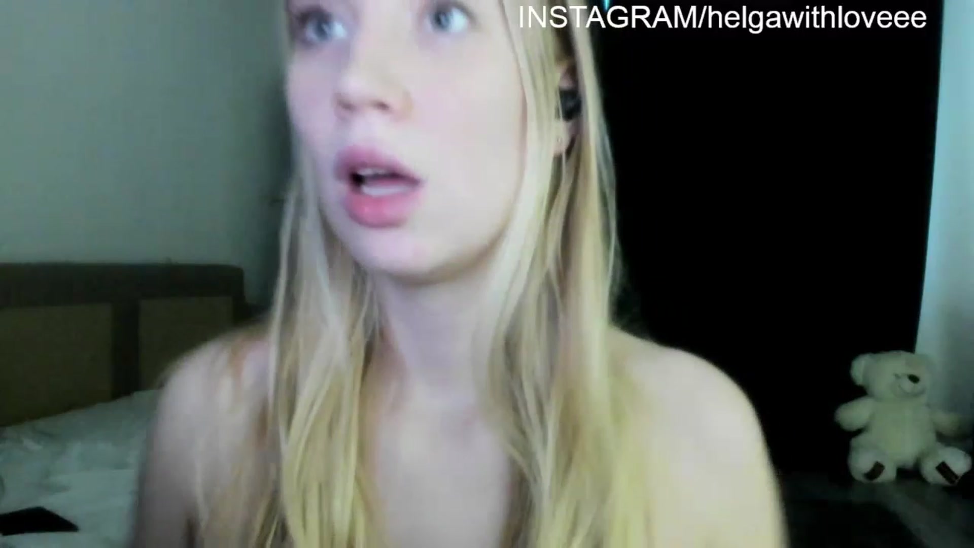 Gallery image thumbnail from Helgapataki's myfreecams stream on, 03/03/2023, 14:40 image 14 of 20