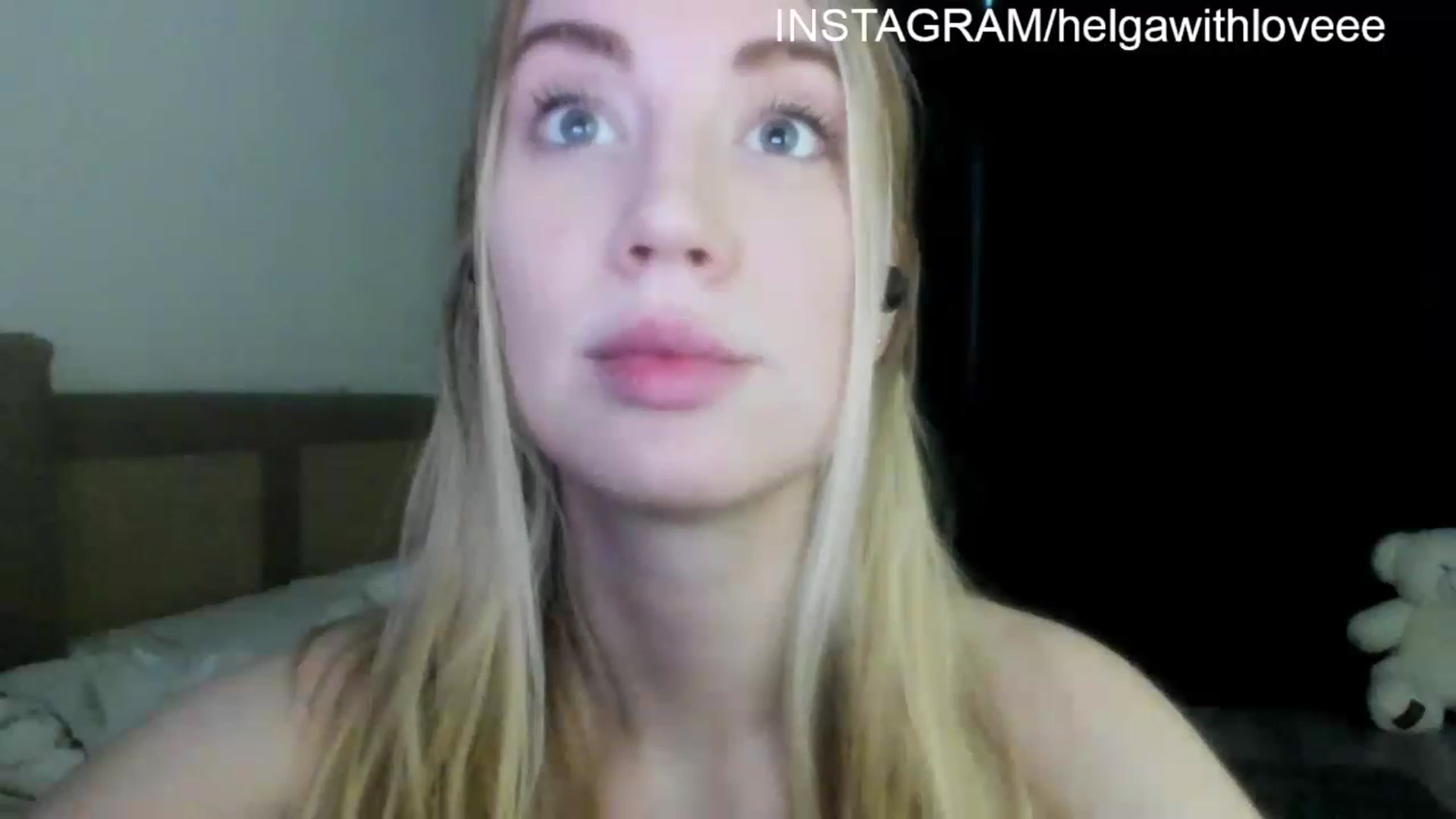 Gallery image thumbnail from Helgapataki's myfreecams stream on, 03/03/2023, 14:40 image 11 of 20
