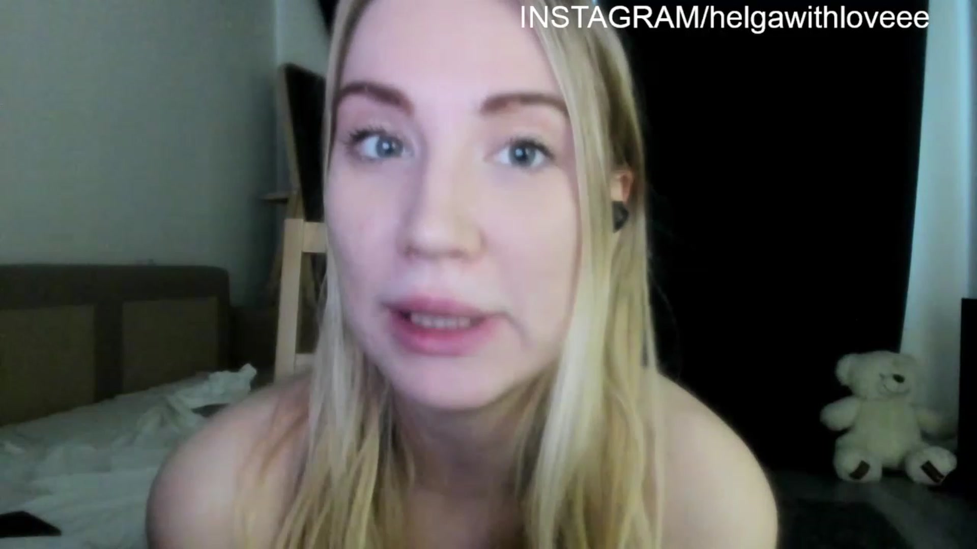 Gallery image thumbnail from Helgapataki's myfreecams stream on, 03/03/2023, 14:40 image 13 of 20
