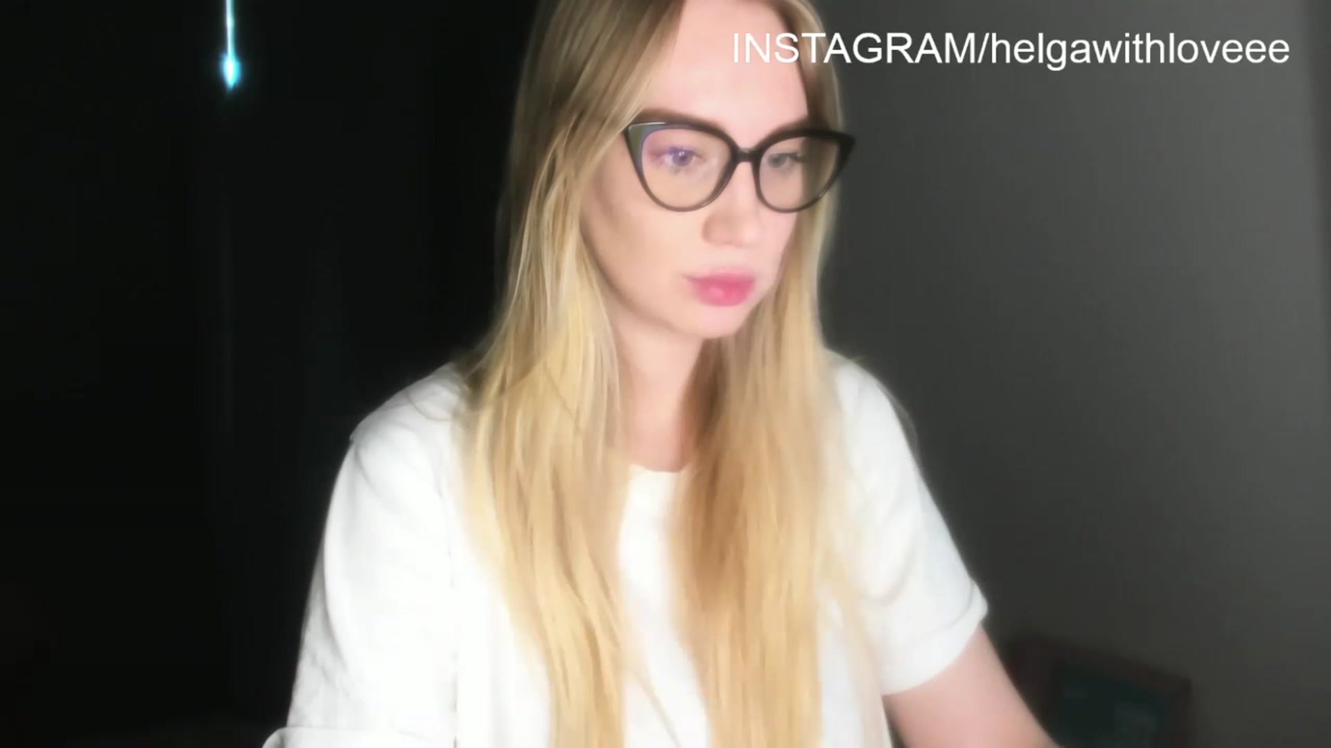 Gallery image thumbnail from Helgapataki's myfreecams stream on, 04/08/2023, 12:20 image 20 of 20