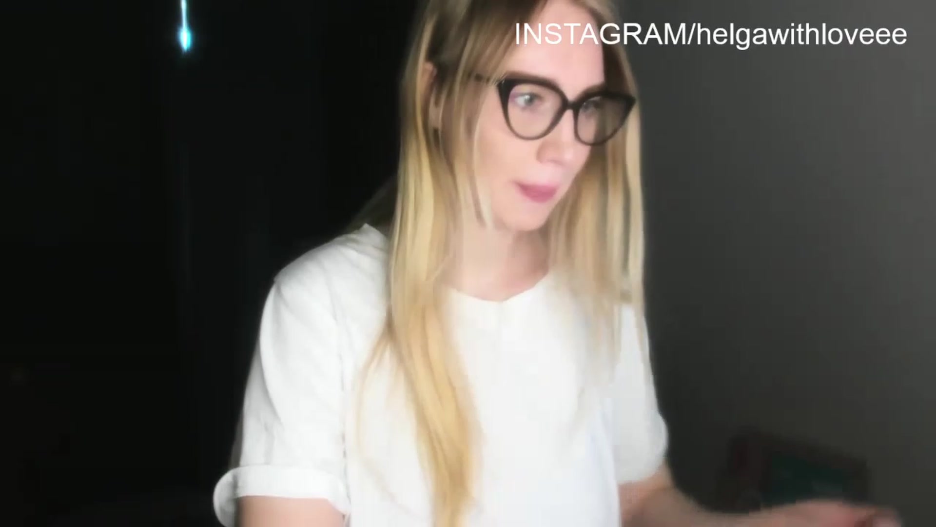 Gallery image thumbnail from Helgapataki's myfreecams stream on, 04/08/2023, 12:20 image 10 of 20