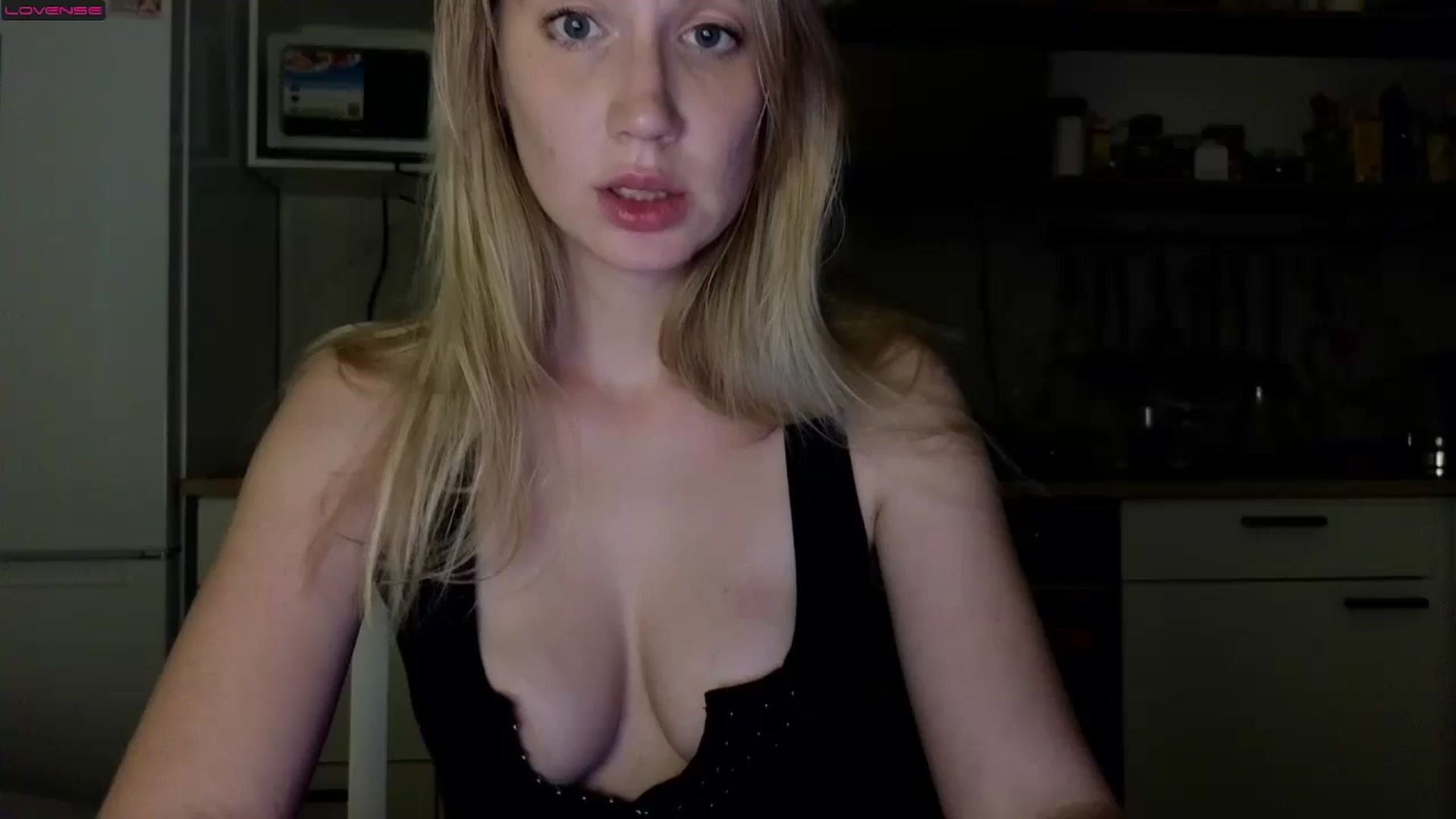 Gallery image thumbnail from Helgapataki's myfreecams stream on, 05/30/2024, 01:48 image 1 of 20