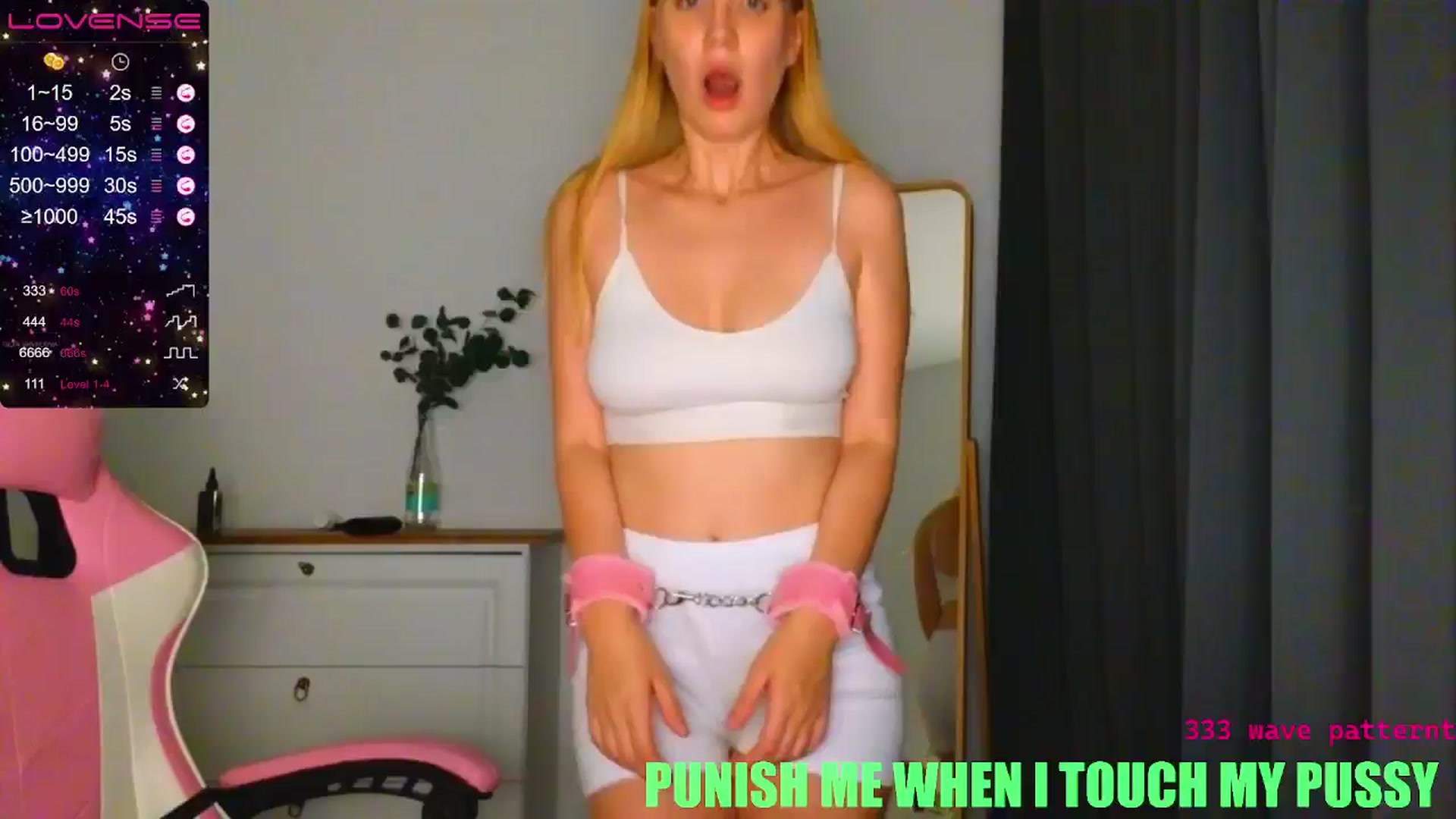 Gallery image thumbnail from Helgapataki's myfreecams stream on, 08/24/2024, 21:29 image 2 of 20