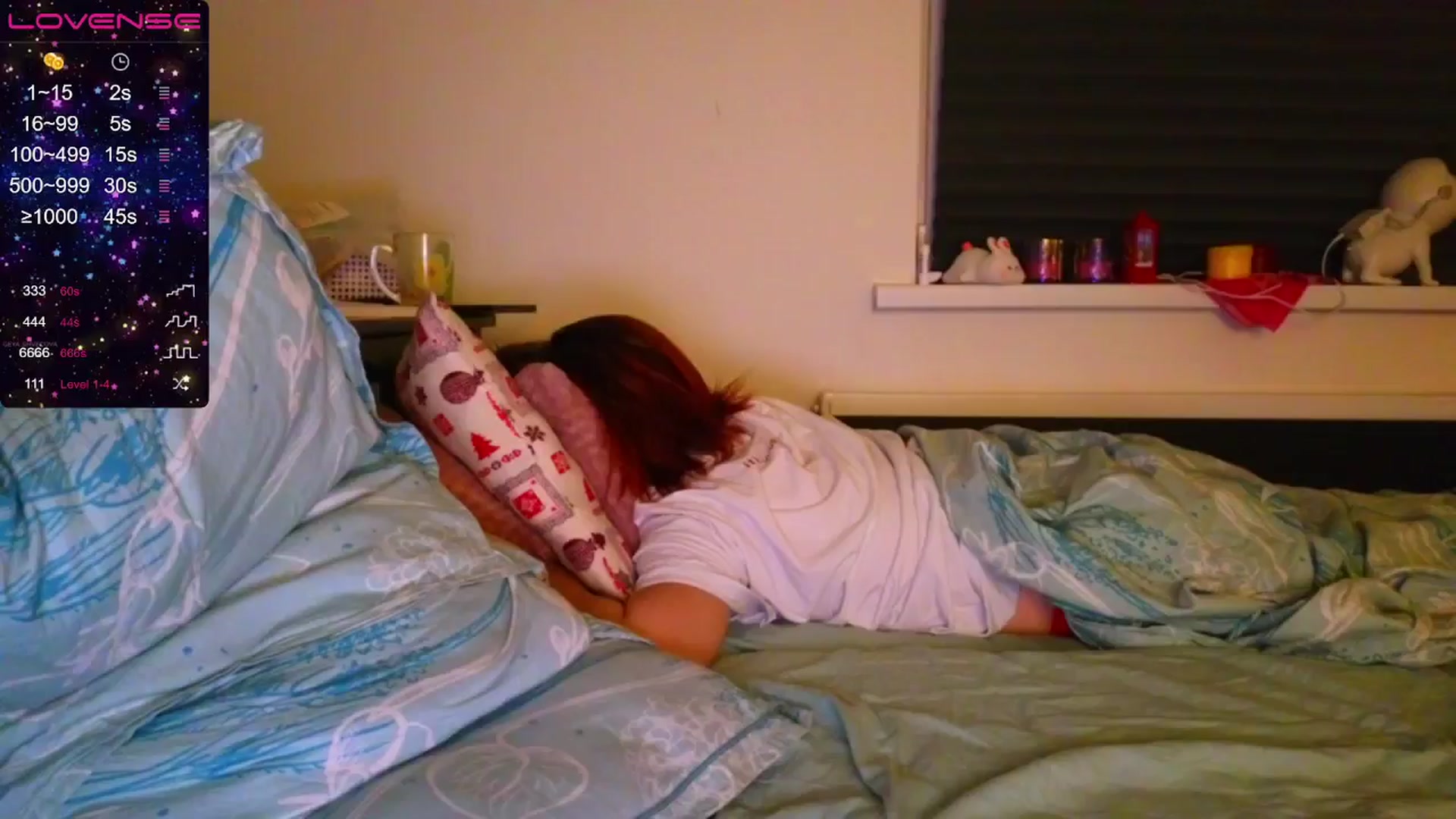 Gallery image thumbnail from Helgapataki's myfreecams stream on, 10/06/2024, 23:24 image 17 of 20