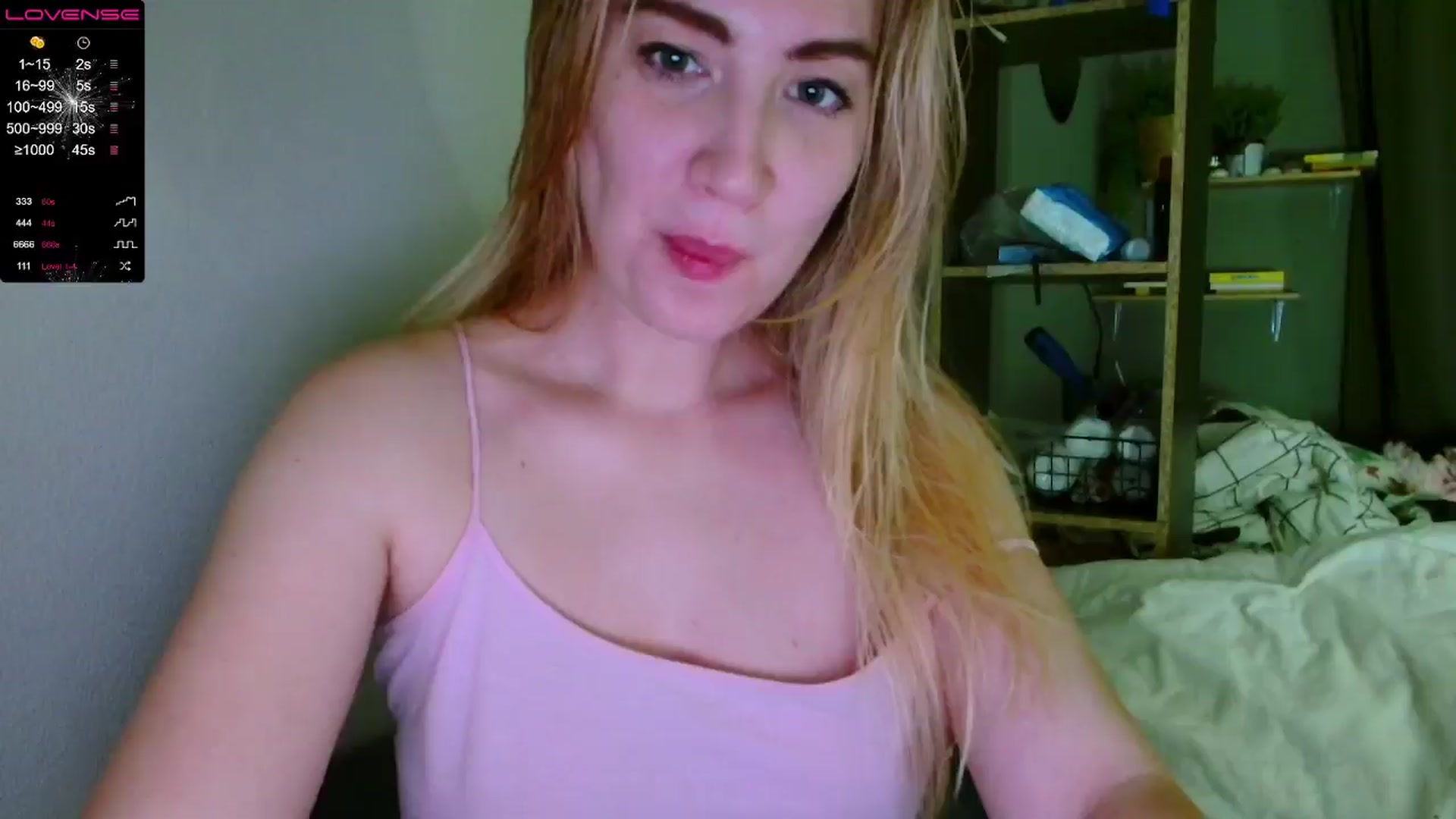 Gallery image thumbnail from Helgapataki's myfreecams stream on, 11/17/2024, 03:19 image 20 of 20