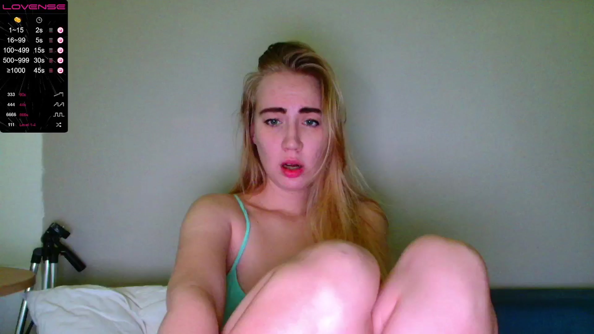 Gallery image thumbnail from Helgapataki's myfreecams stream on, 11/19/2024, 24:44 image 15 of 20