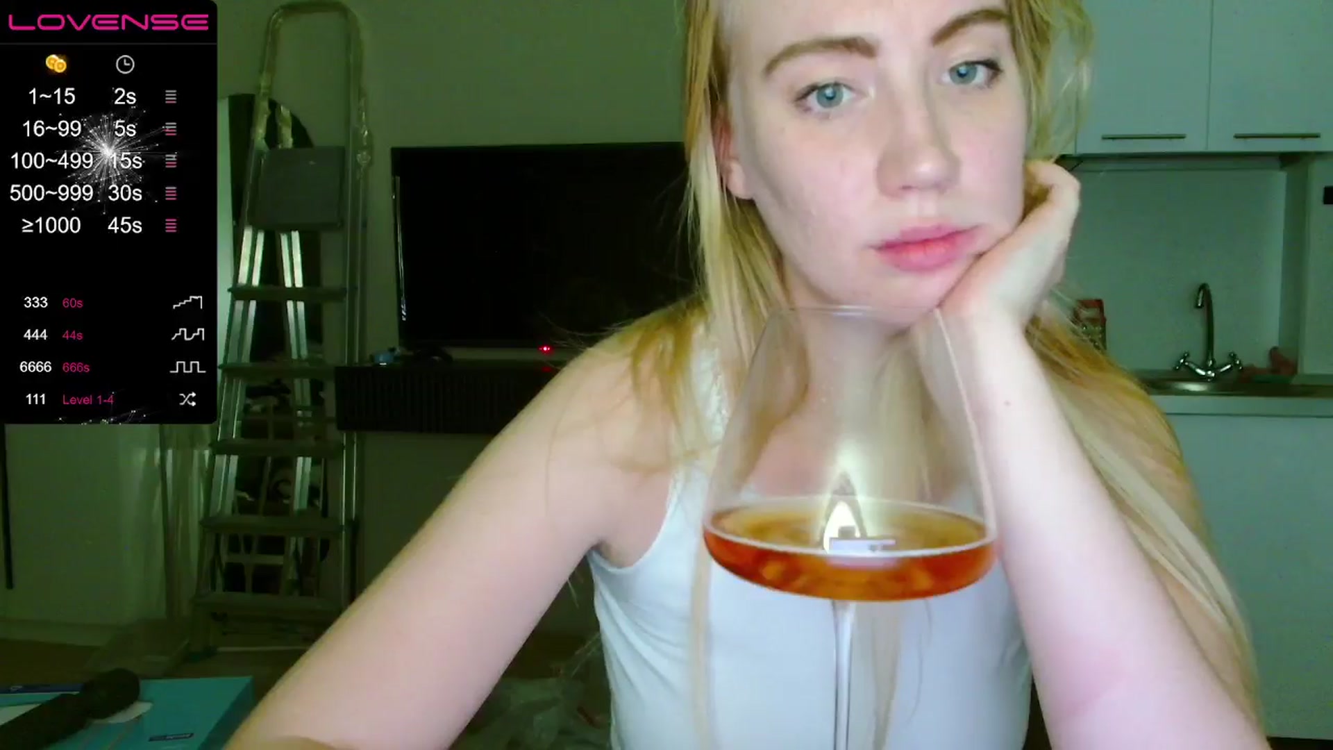 Gallery image thumbnail from Helgapataki's myfreecams stream on, 11/23/2024, 05:59 image 6 of 20