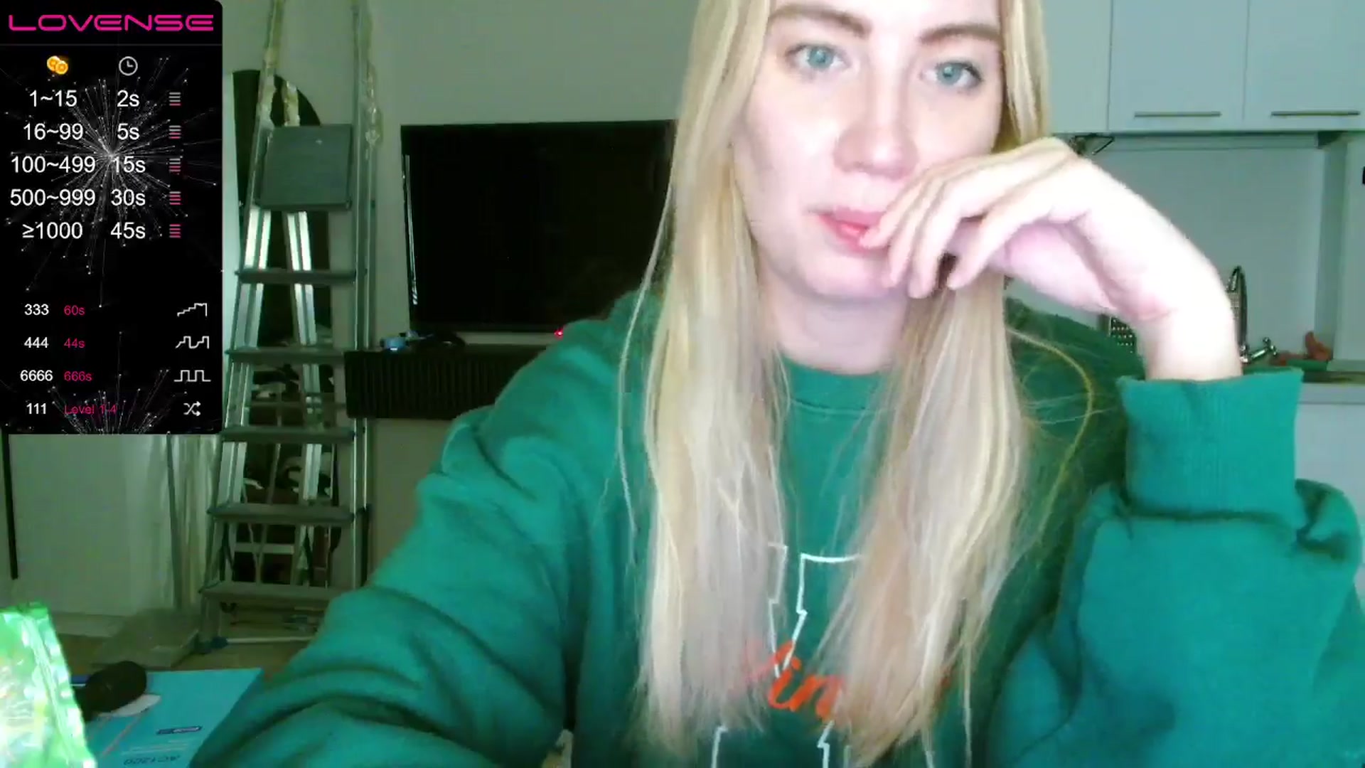 Gallery image thumbnail from Helgapataki's myfreecams stream on, 11/23/2024, 05:59 image 4 of 20