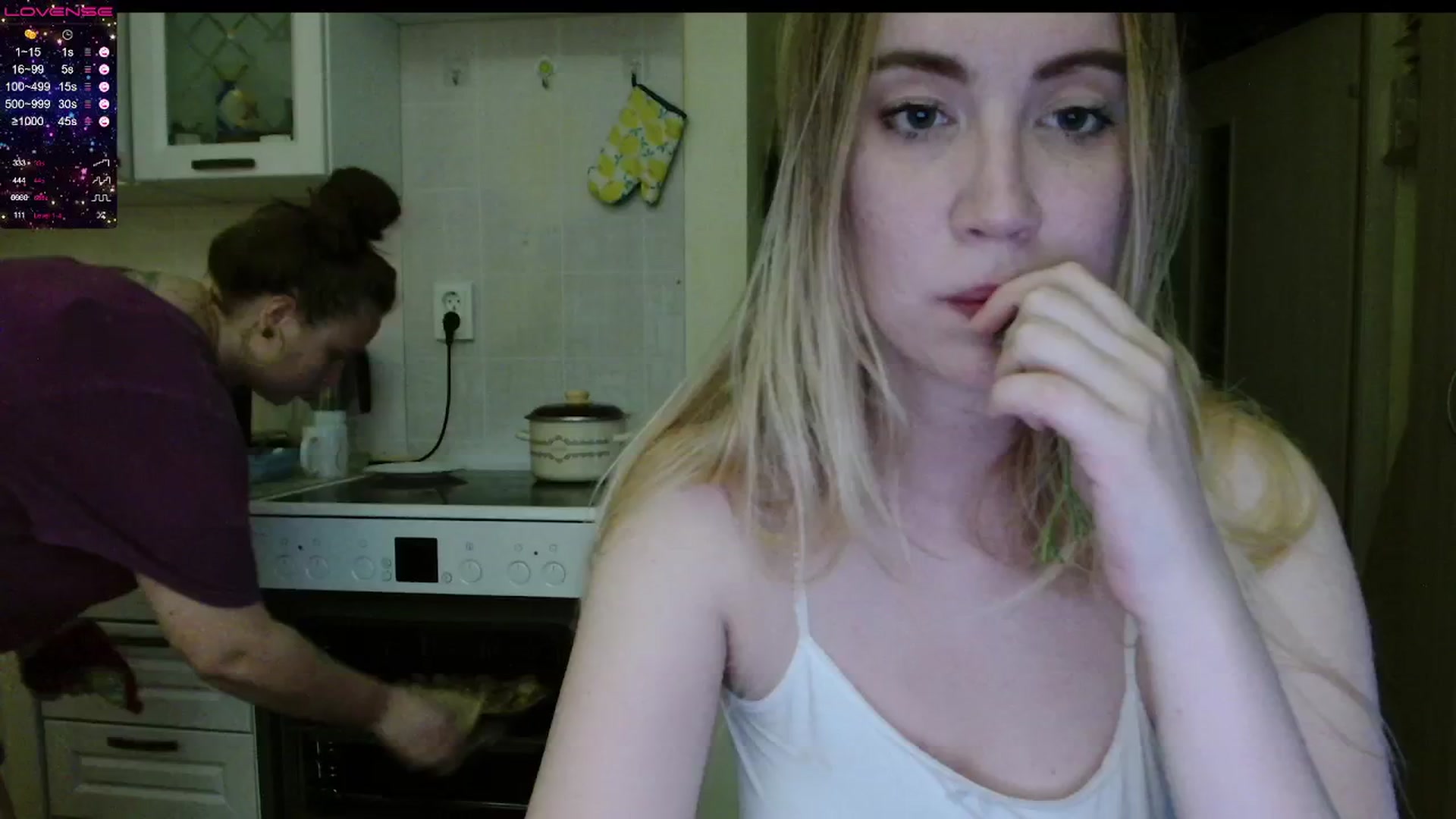 Gallery image thumbnail from Helgapataki's myfreecams stream on, 08/02/2025, 19:50 image 20 of 20