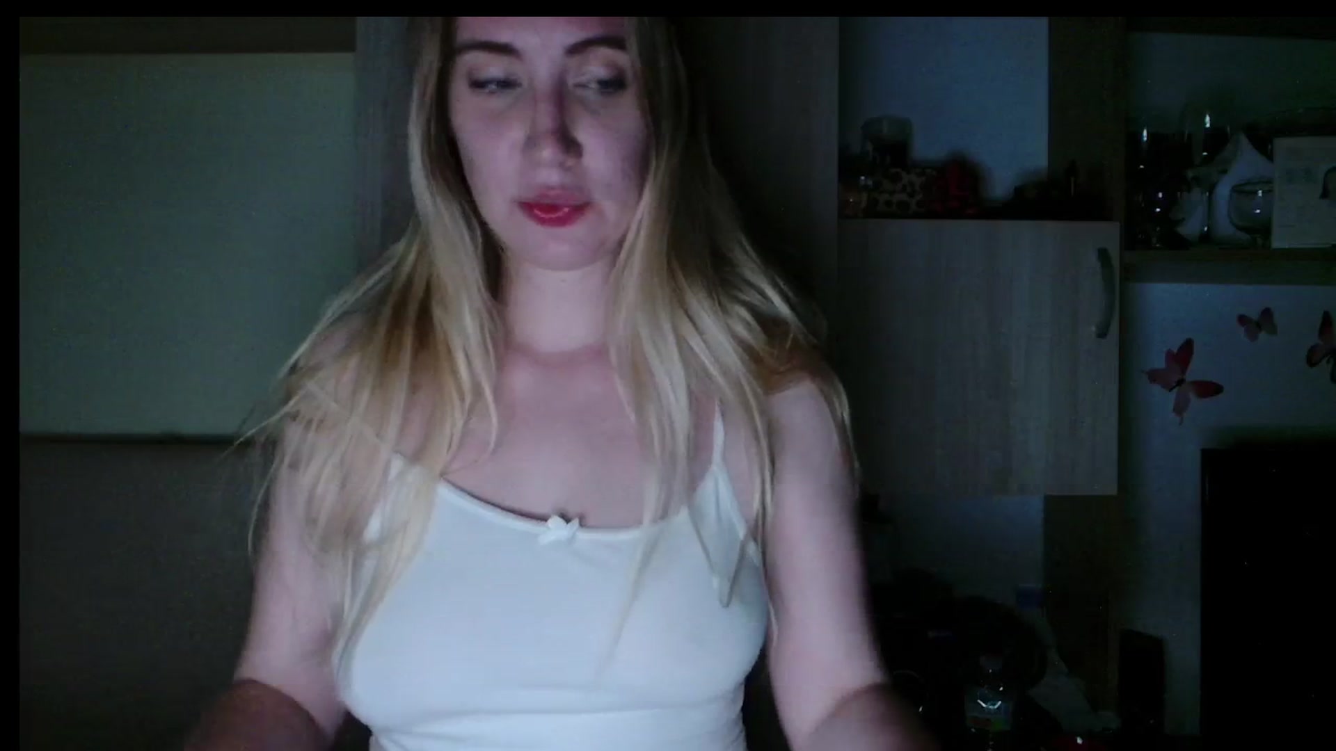 Gallery image thumbnail from Helgapataki's myfreecams stream on, 08/03/2025, 02:12 image 16 of 20