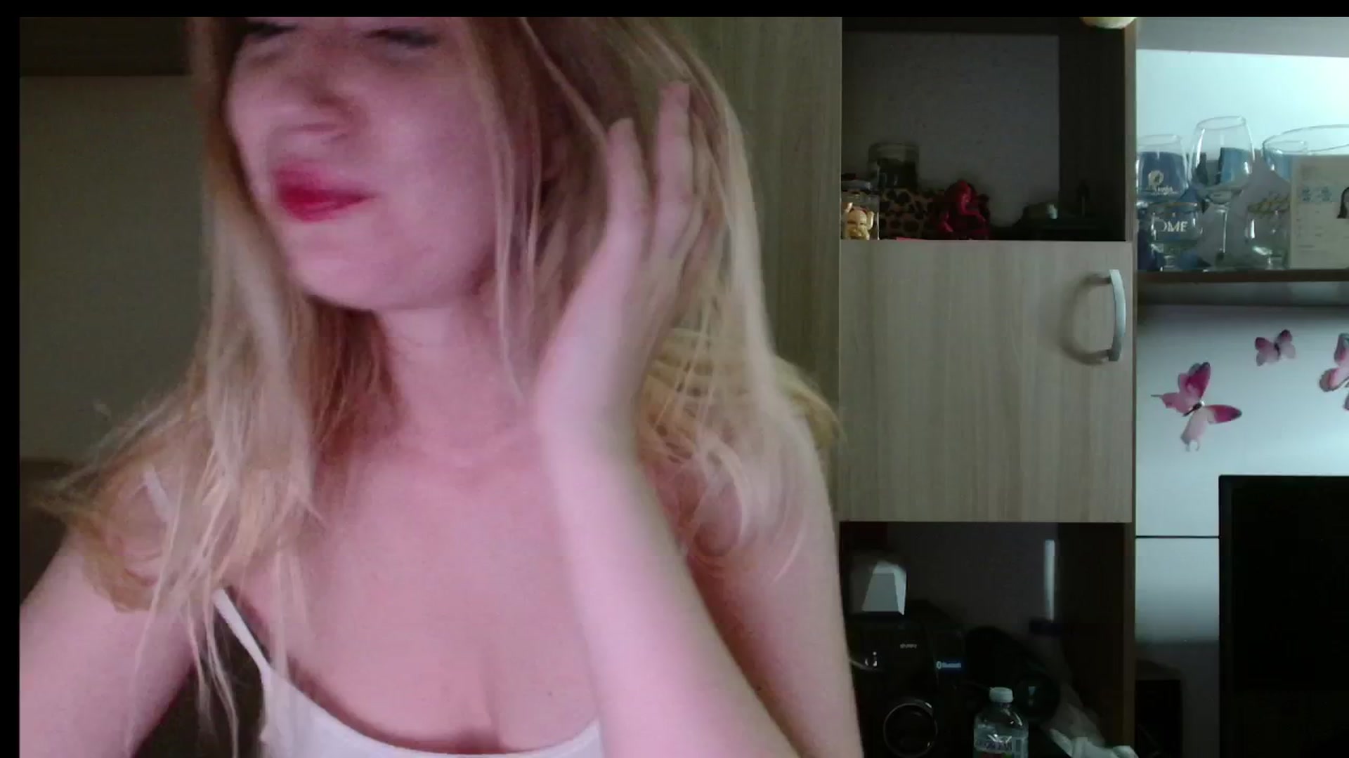Gallery image thumbnail from Helgapataki's myfreecams stream on, 08/03/2025, 02:12 image 5 of 20