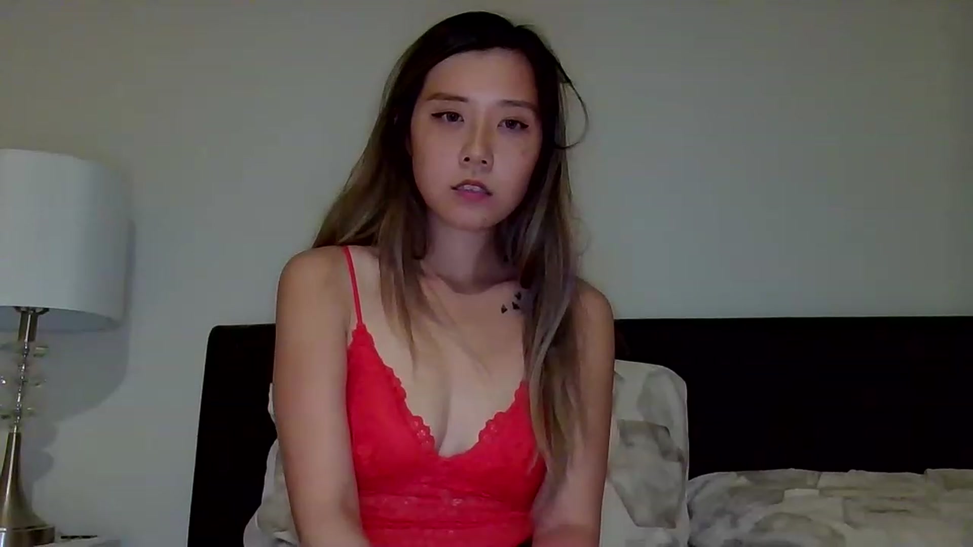 Gallery image thumbnail from Heliumlove's myfreecams stream on, 12/19/2022, 04:13 image 9 of 20