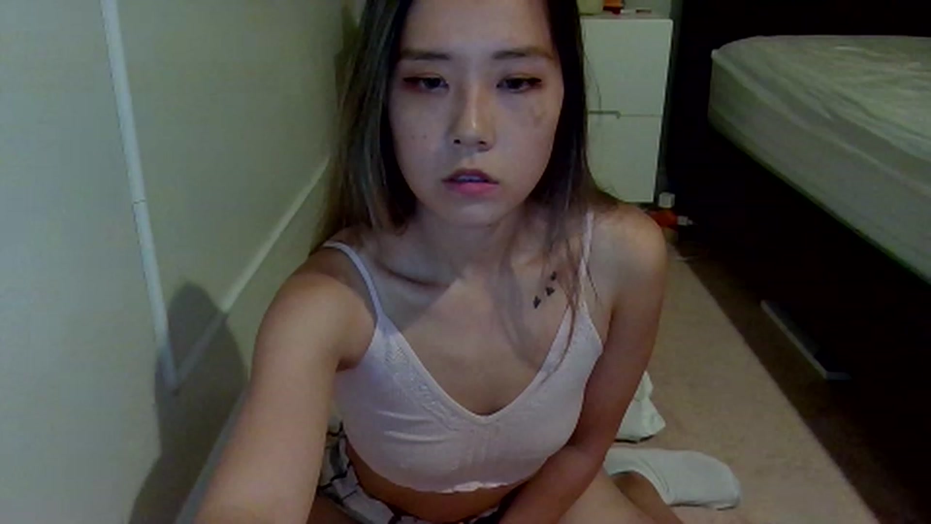 Gallery image thumbnail from Heliumlove's myfreecams stream on, 12/22/2022, 04:58 image 2 of 20
