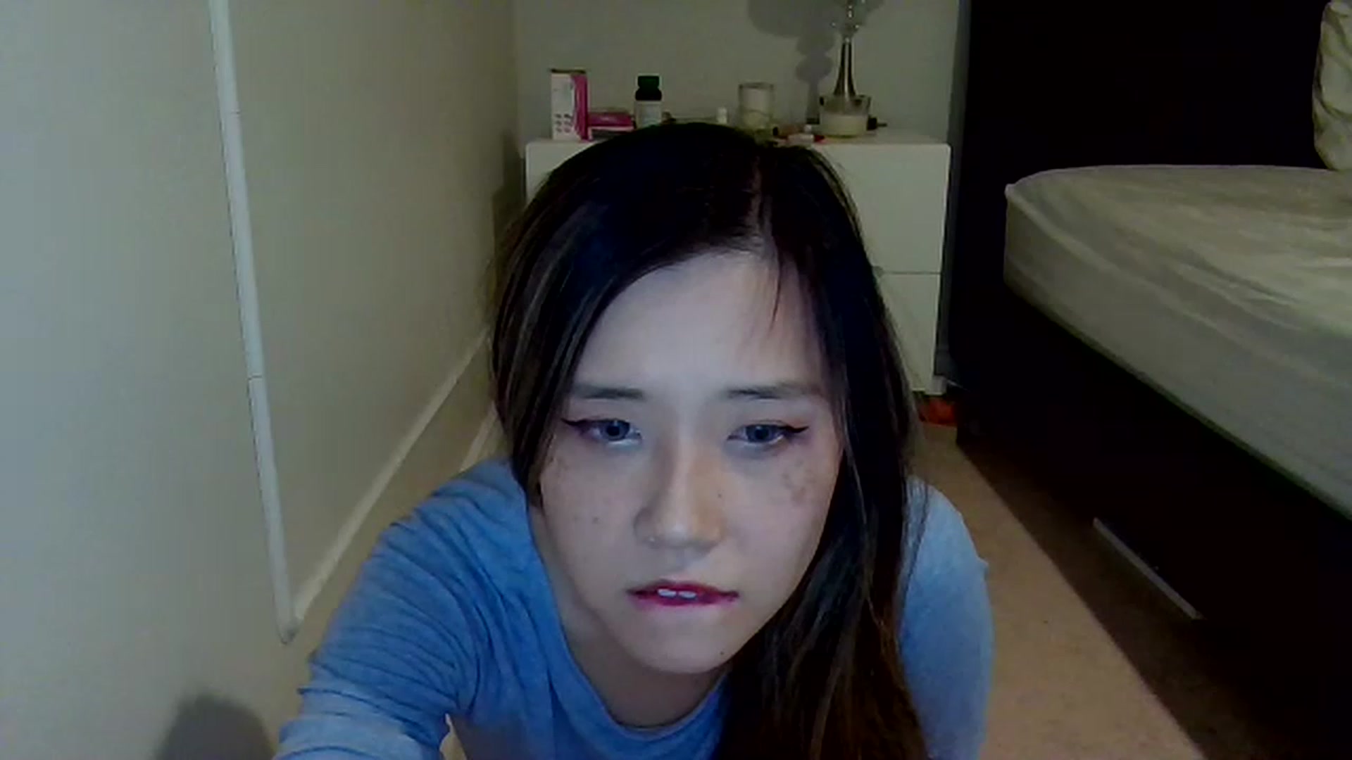 Gallery image thumbnail from Heliumlove's myfreecams stream on, 12/26/2022, 07:38 image 2 of 20