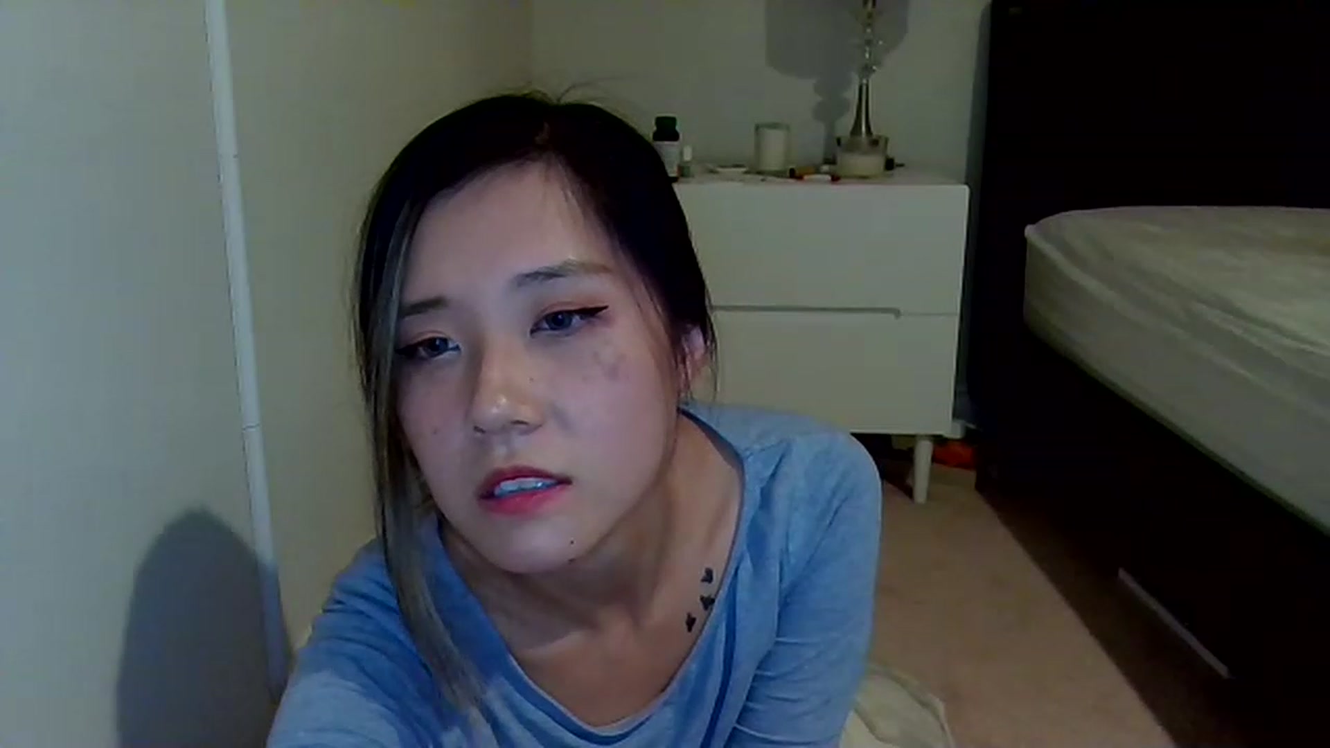 Gallery image thumbnail from Heliumlove's myfreecams stream on, 12/26/2022, 07:38 image 17 of 20