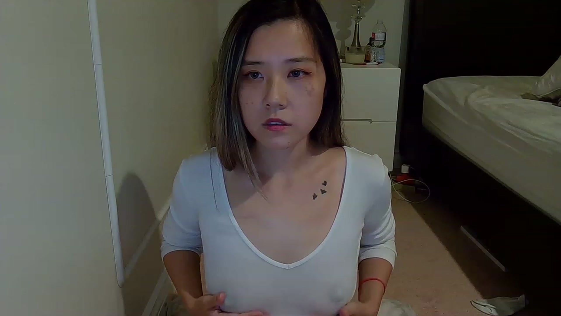 Gallery image thumbnail from Heliumlove's myfreecams stream on, 12/30/2022, 04:35 image 11 of 20