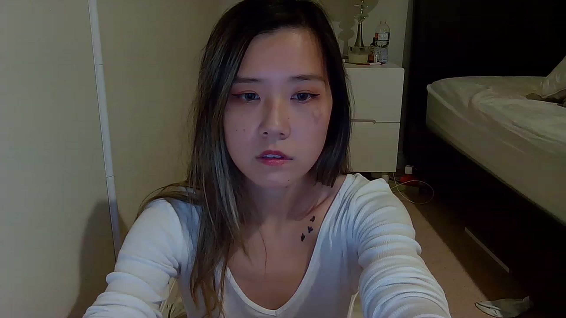 Gallery image thumbnail from Heliumlove's myfreecams stream on, 12/30/2022, 04:35 image 3 of 20