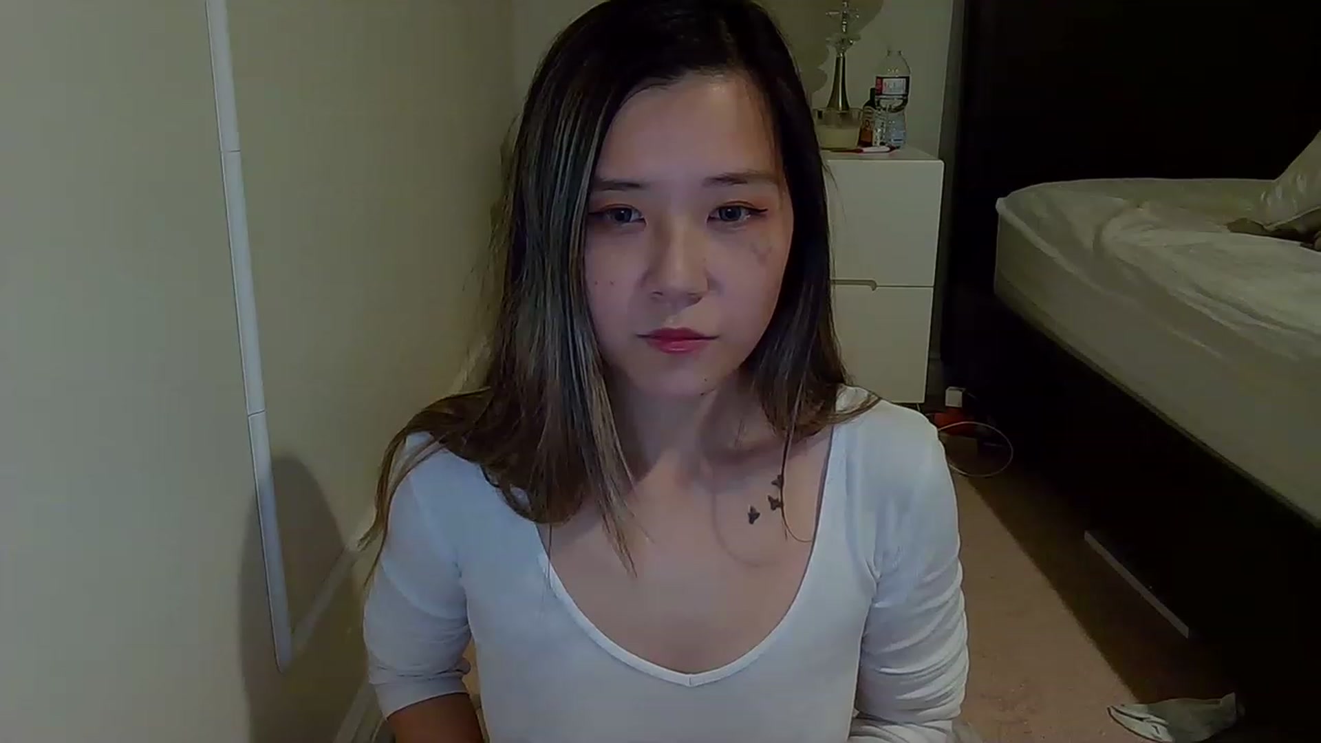 Gallery image thumbnail from Heliumlove's myfreecams stream on, 12/30/2022, 04:35 image 6 of 20
