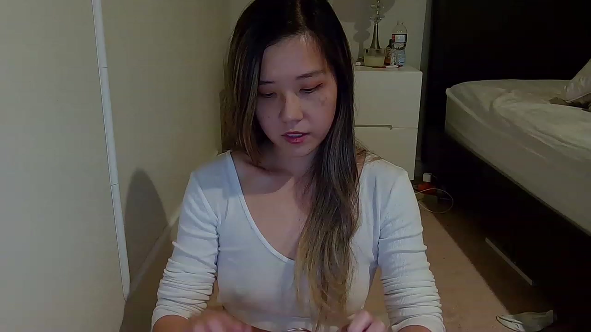 Gallery image thumbnail from Heliumlove's myfreecams stream on, 12/30/2022, 04:35 image 1 of 20
