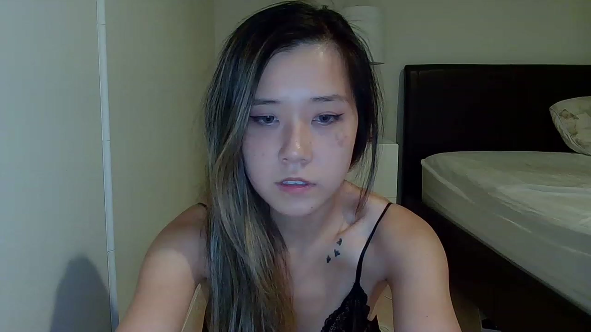 Gallery image thumbnail from Heliumlove's myfreecams stream on, 01/02/2023, 05:34 image 11 of 20