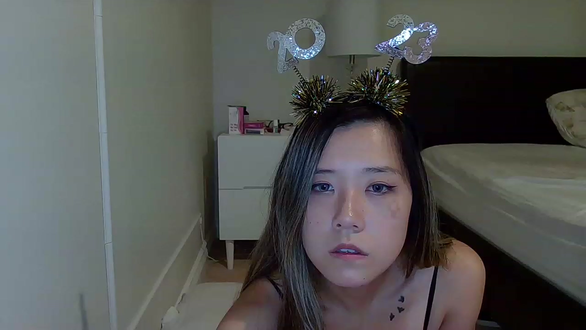 Gallery image thumbnail from Heliumlove's myfreecams stream on, 01/02/2023, 05:34 image 3 of 20