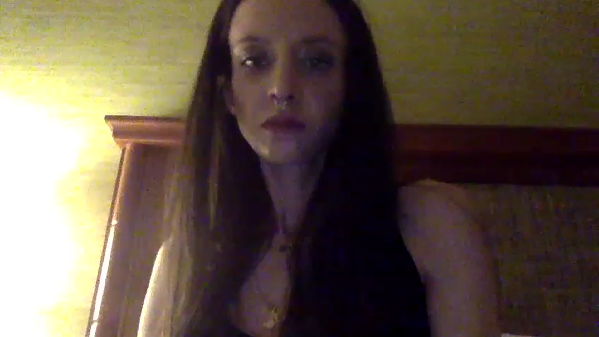 Gallery image thumbnail from HellKittie69's myfreecams stream on, 12/25/2022, 13:43 image 6 of 20