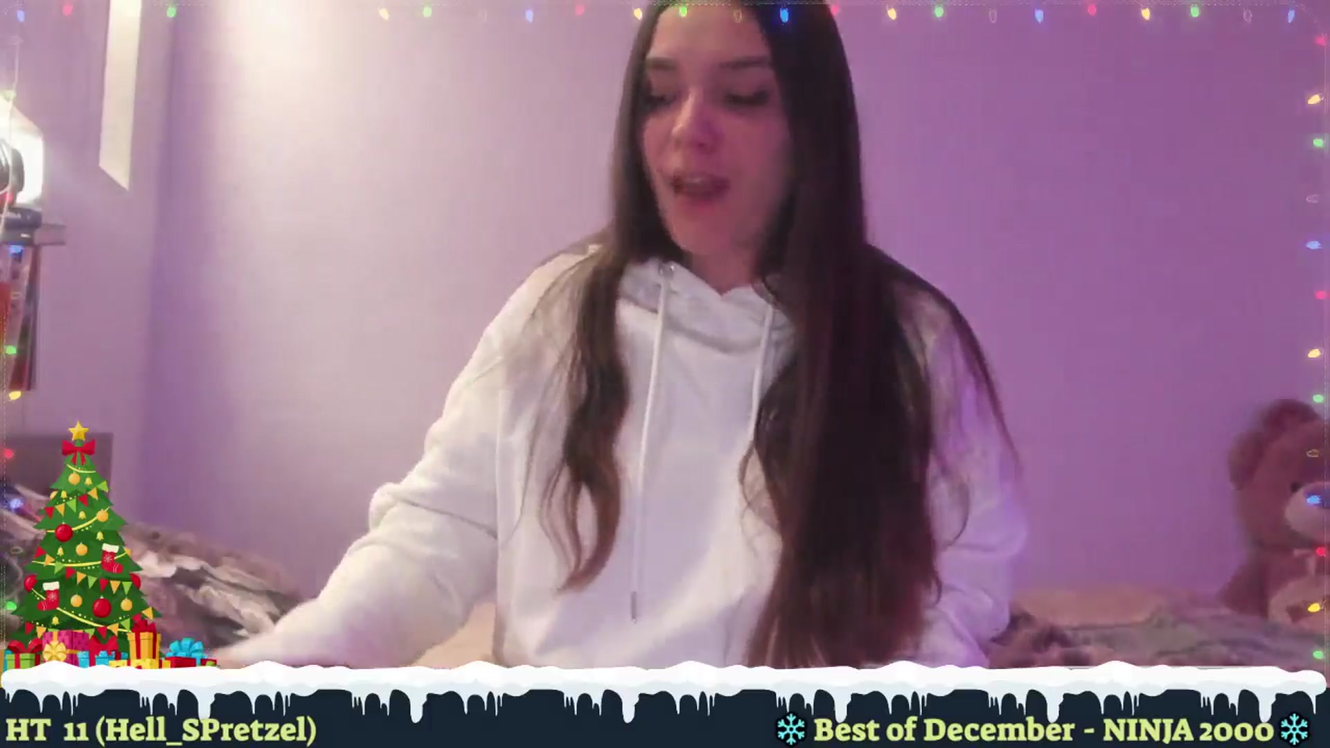 Gallery image thumbnail from Hell_Belle's myfreecams stream on, 12/25/2024, 21:57 image 9 of 20
