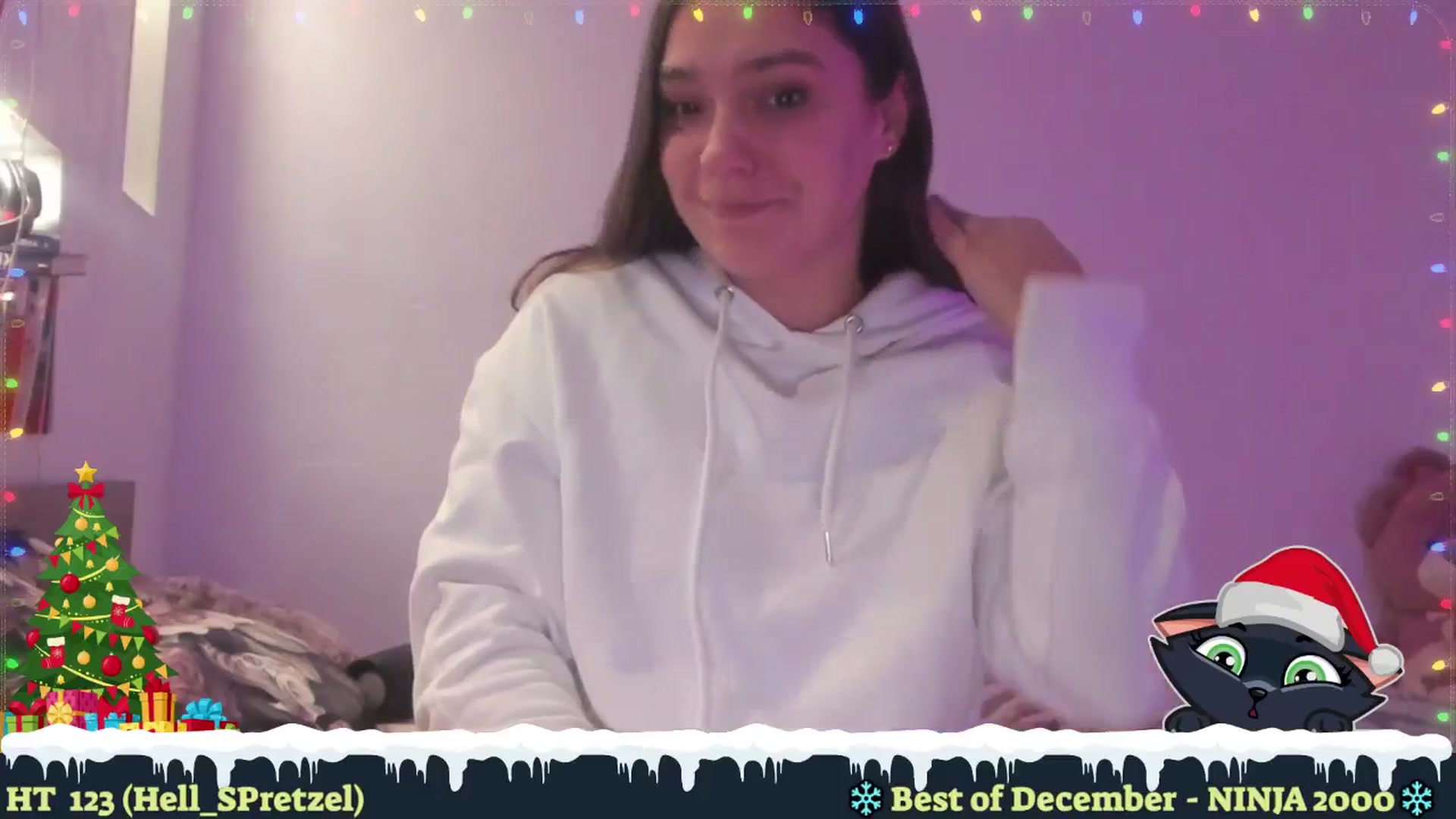 Gallery image thumbnail from Hell_Belle's myfreecams stream on, 12/25/2024, 21:57 image 19 of 20
