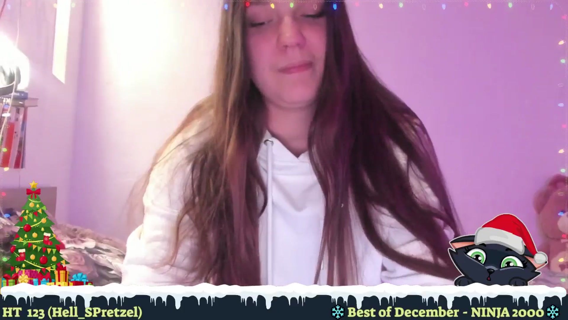 Gallery image thumbnail from Hell_Belle's myfreecams stream on, 12/25/2024, 21:57 image 11 of 20