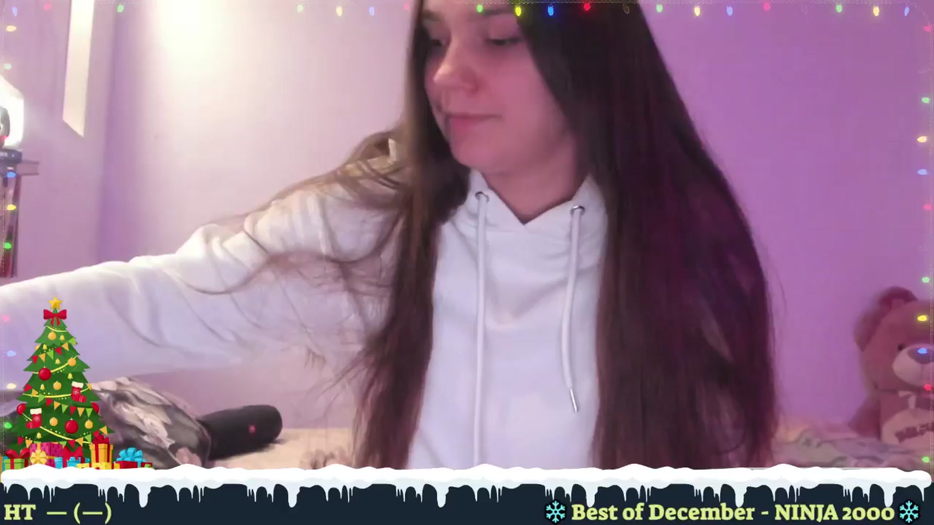 Gallery image thumbnail from Hell_Belle's myfreecams stream on, 12/25/2024, 21:57 image 1 of 20