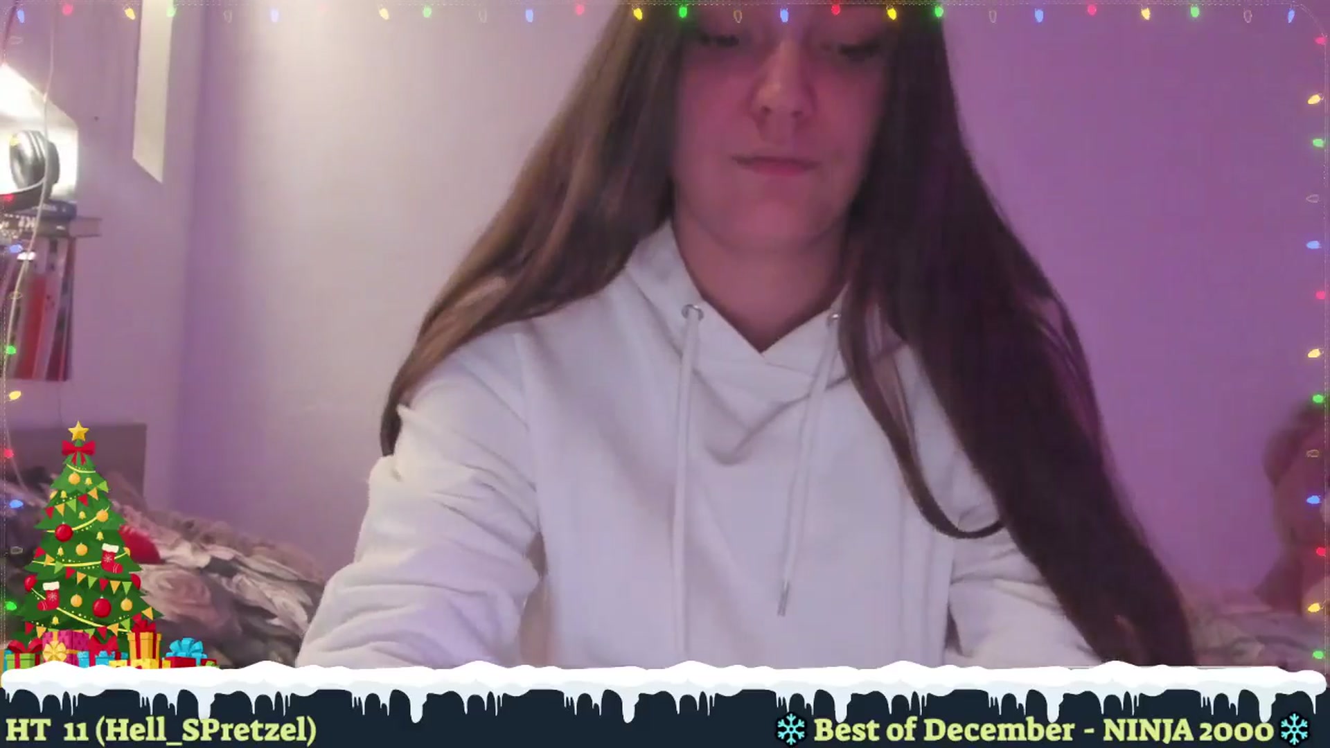 Gallery image thumbnail from Hell_Belle's myfreecams stream on, 12/25/2024, 21:57 image 10 of 20