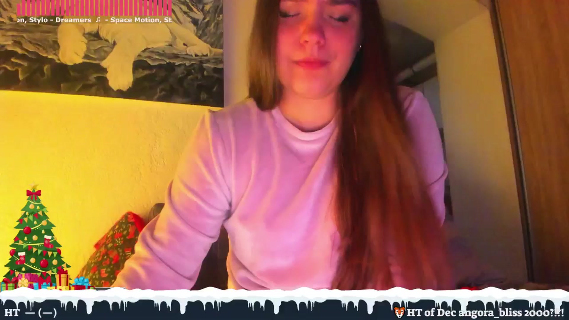 Gallery image thumbnail from Hell_Belle's myfreecams stream on, 12/12/2025, 15:12 image 4 of 20